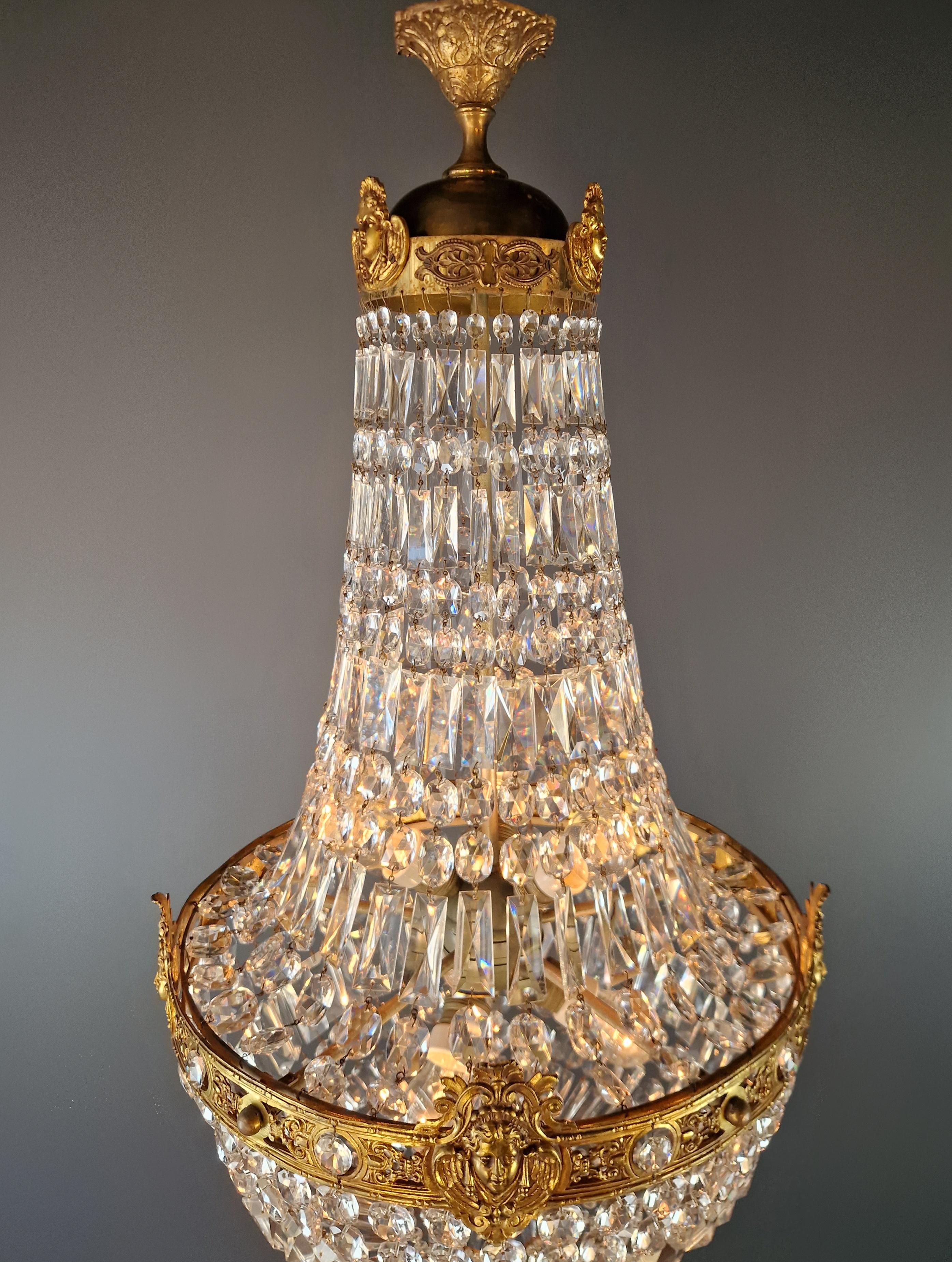 Putti Face Empire Lampadario Cristallo Oro Cesto Ottone Antico Classico in vendita 4