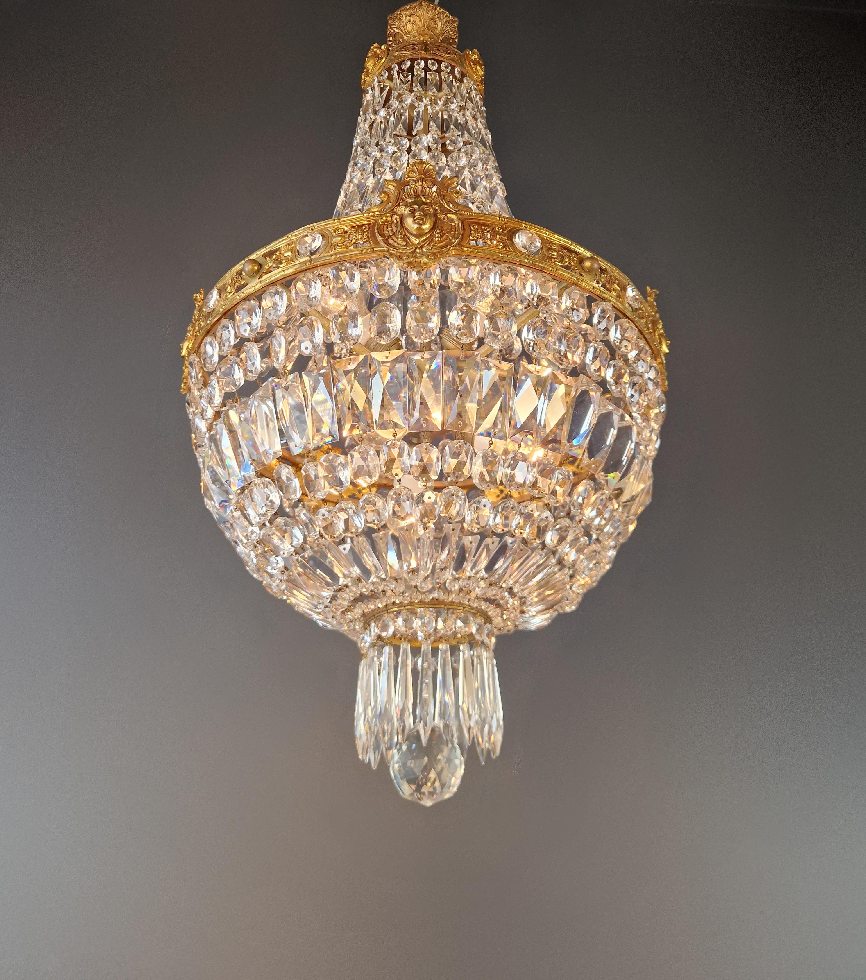 Stile impero Putti Face Empire Lampadario Cristallo Oro Cesto Ottone Antico Classico in vendita