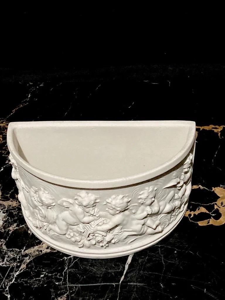 20th Century Putti Console Vase 20th century For Sale