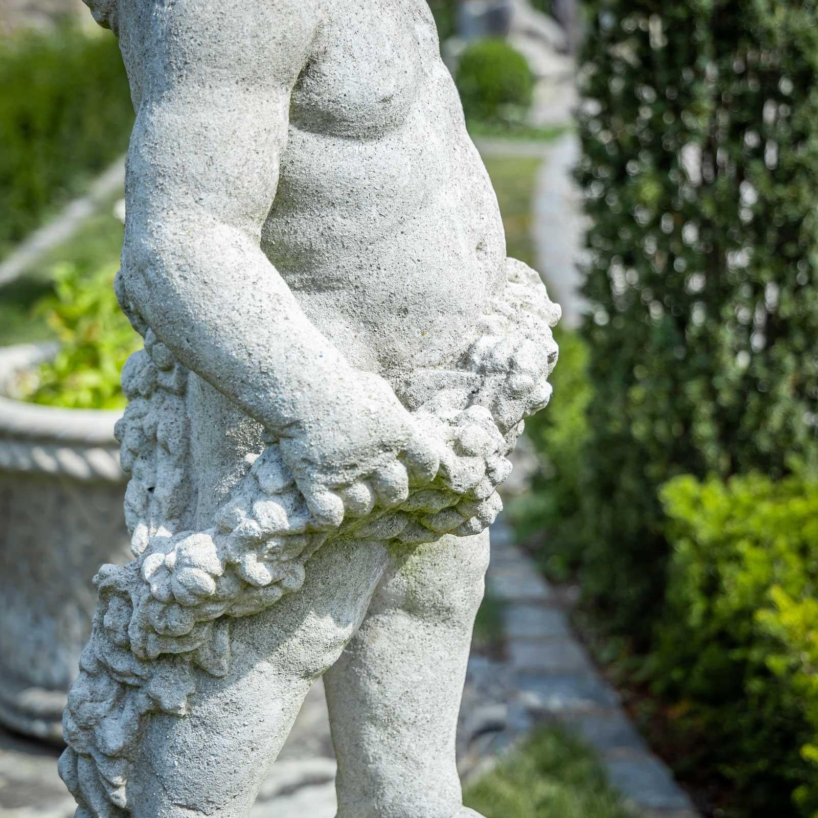 Putto comme personnification du printemps, 20e siècle en vente 6