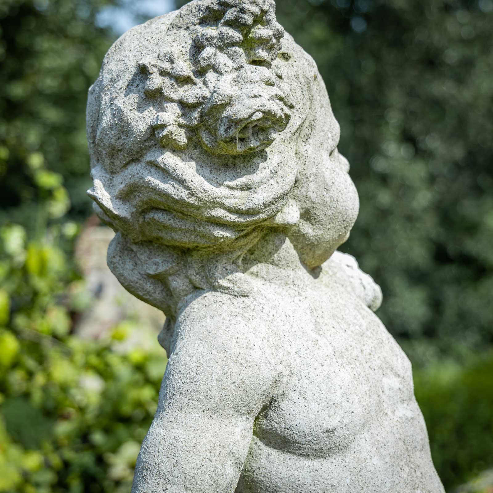 Putto comme personnification du printemps, 20e siècle en vente 7