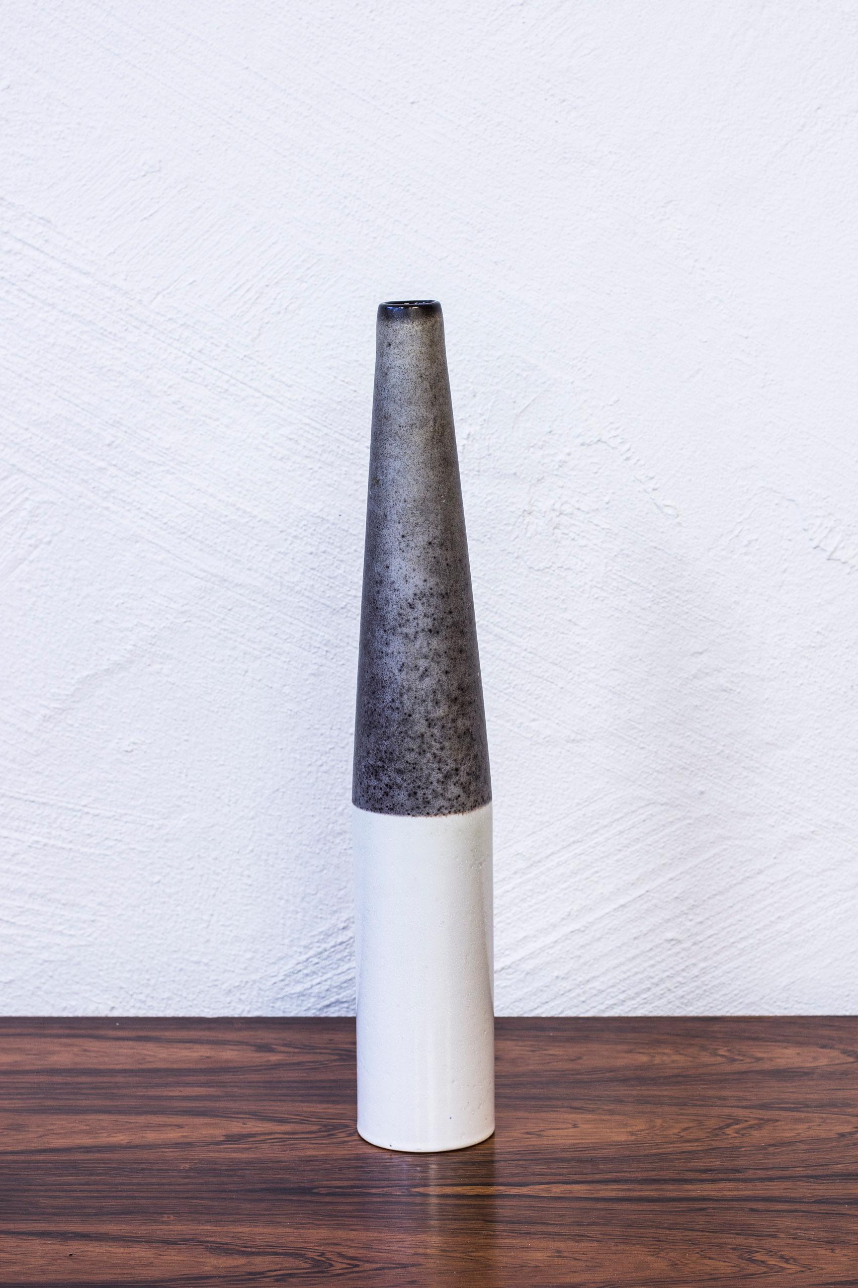 Vase „Pylon“ von Ingrid Atterberg für Upsala Ekeby, Schweden, 1955-1956 (Mitte des 20. Jahrhunderts) im Angebot
