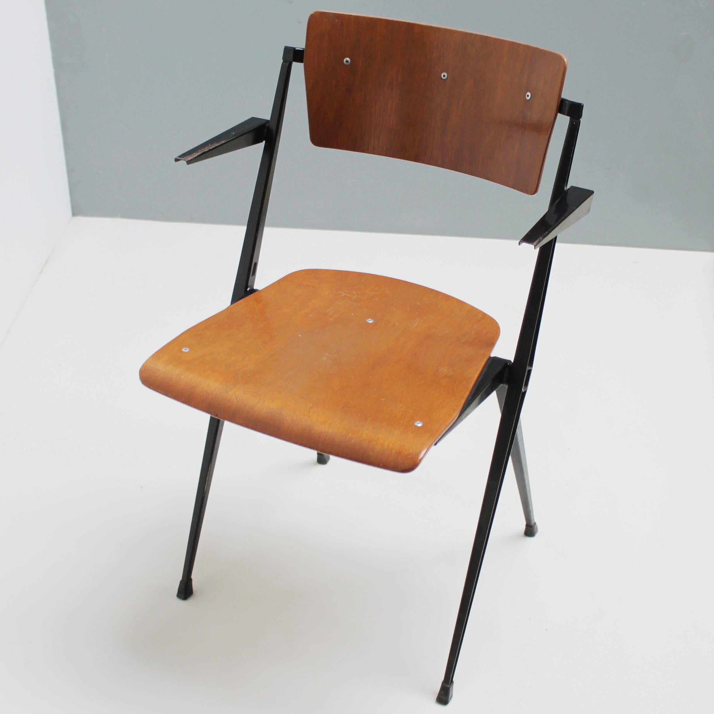 Pyramid Armchair by Wim Rietveld for De Cirkel For Sale 3