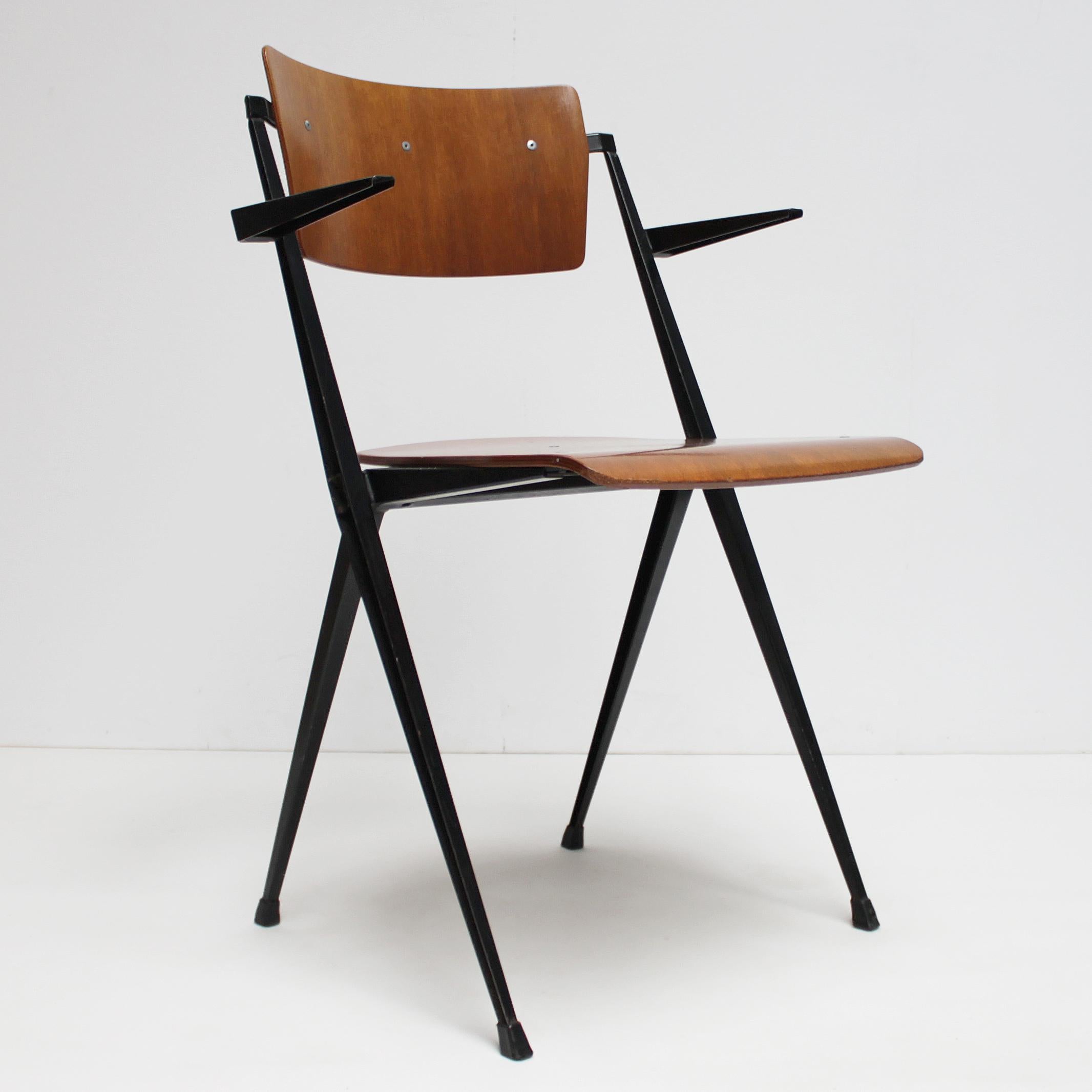 Plywood Pyramid Armchair by Wim Rietveld for De Cirkel For Sale