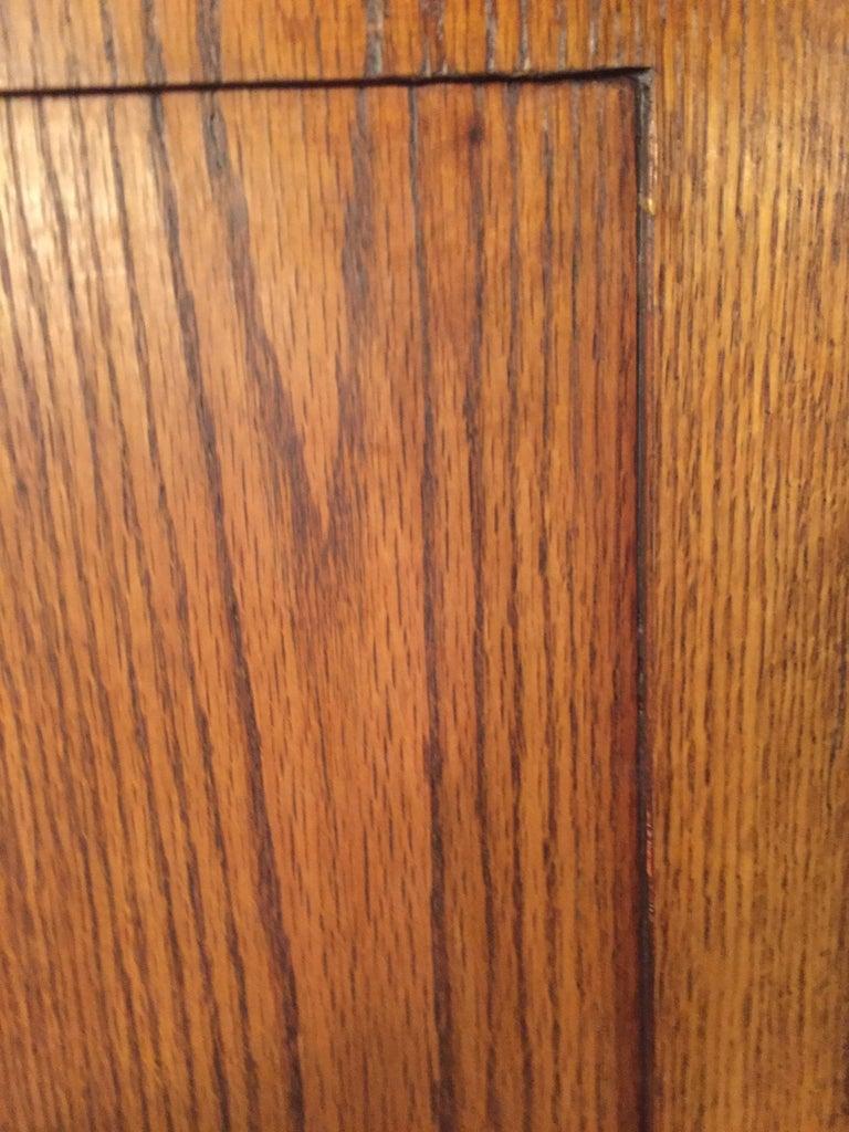 Armoire pyramidale en placage d'acajou de style Biedermeier antique en vente 4