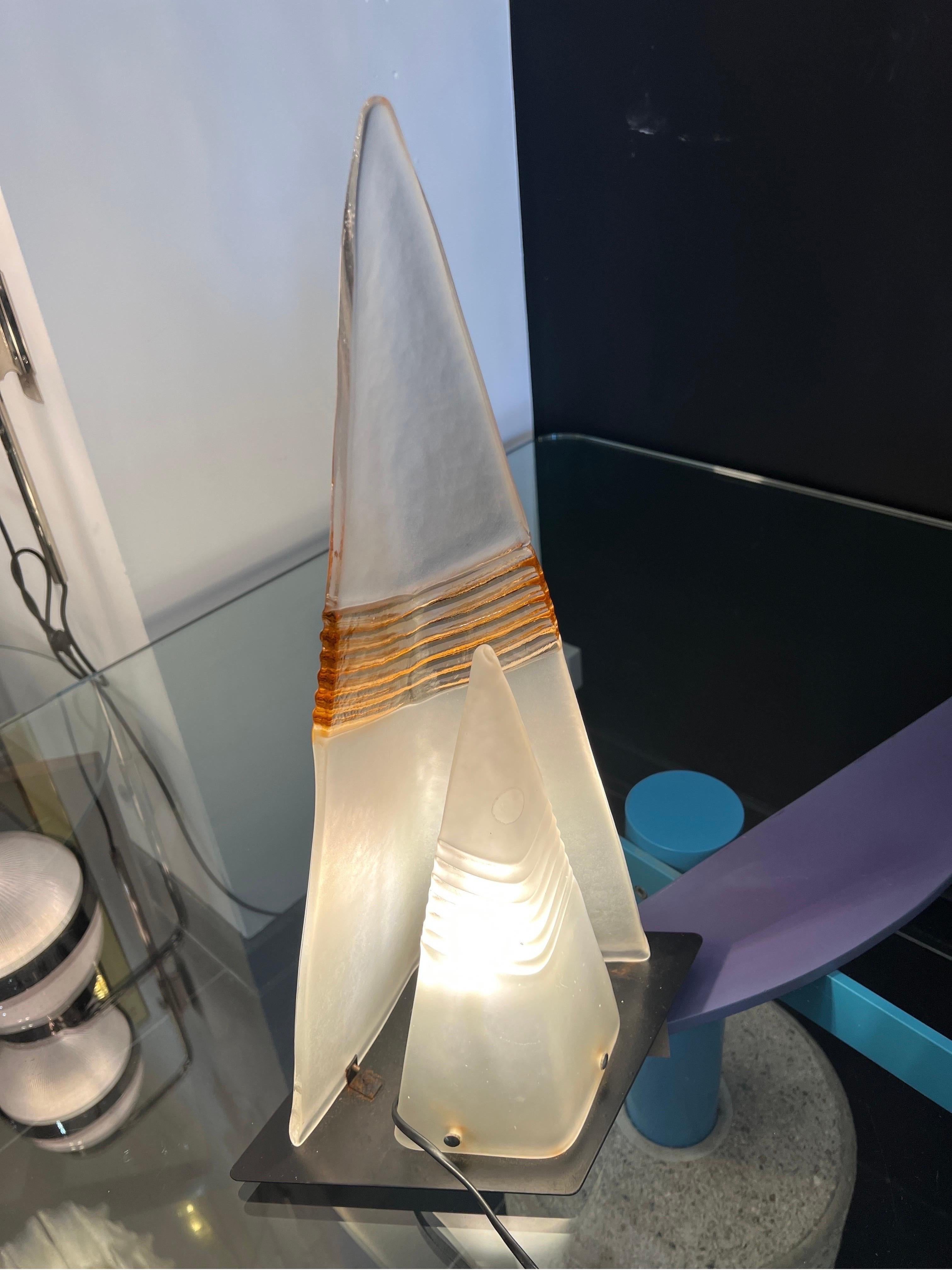 Pyramid Murano table lamp by AV Mazzega  In Good Condition In London, GB