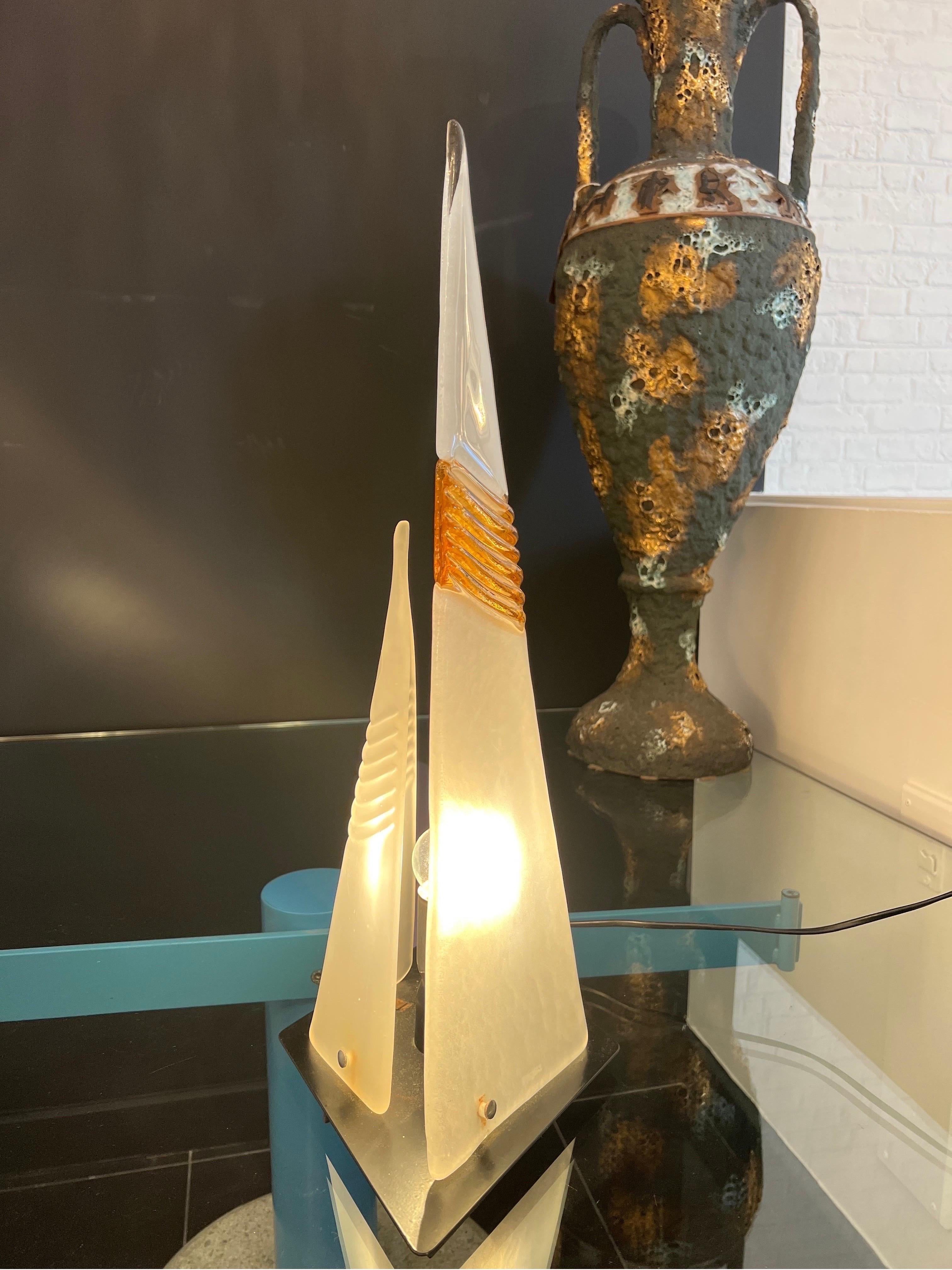 Pyramid Murano table lamp by AV Mazzega  2