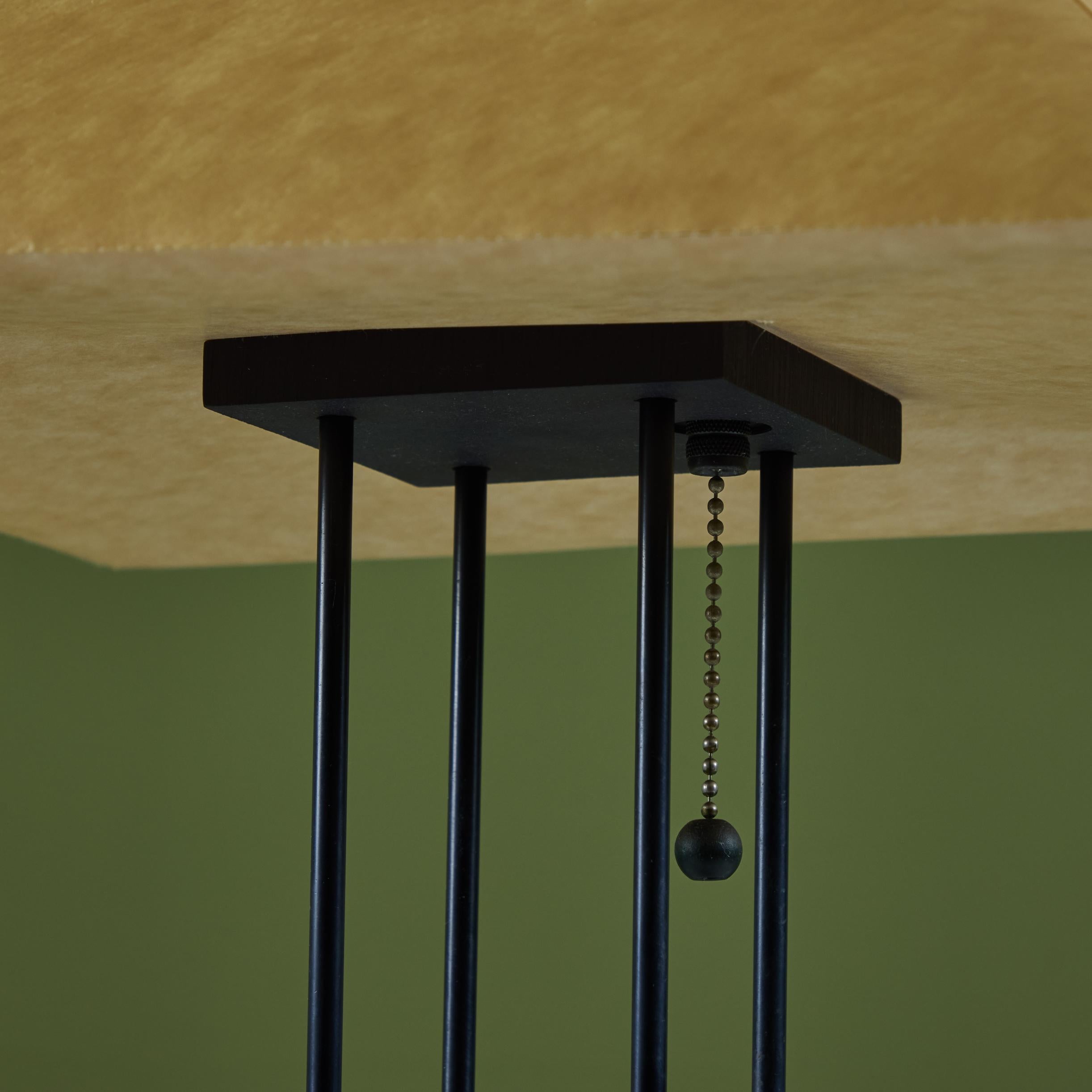 Lampe de table pyramide à abat-jour en papier 2