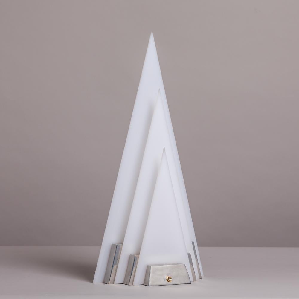 Pyramid Shaped Aluminium and Acrylic Lamp, Late 1970s In Excellent Condition For Sale In London, GB