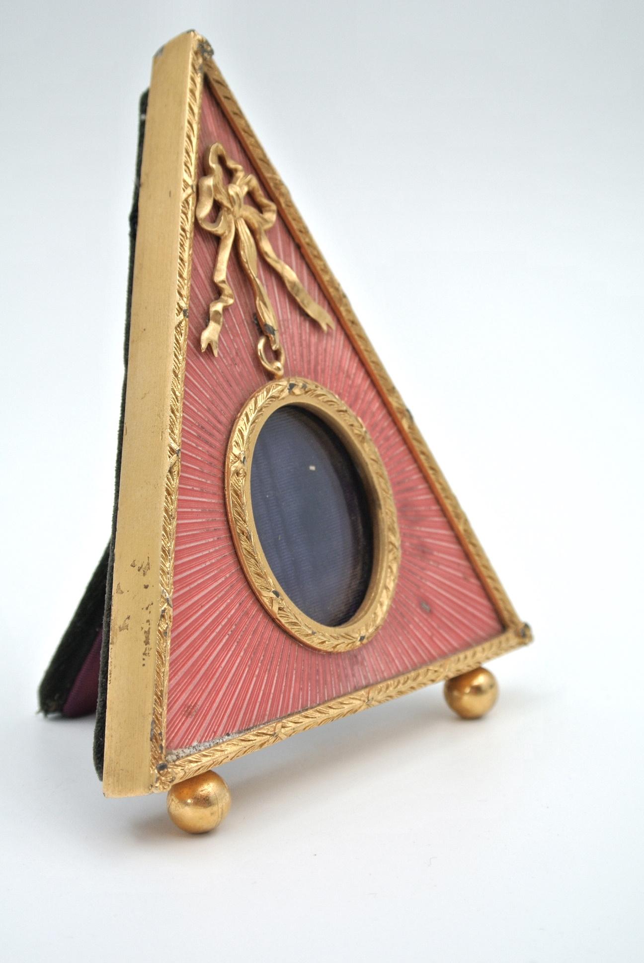 Gilt Pyramid-Shaped Photo Frame in Gilded Bronze and Enamel