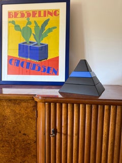 Pyramid-shaped stacked ceramic ashtrays / centerpiece, Amalgames, France, 1980s
