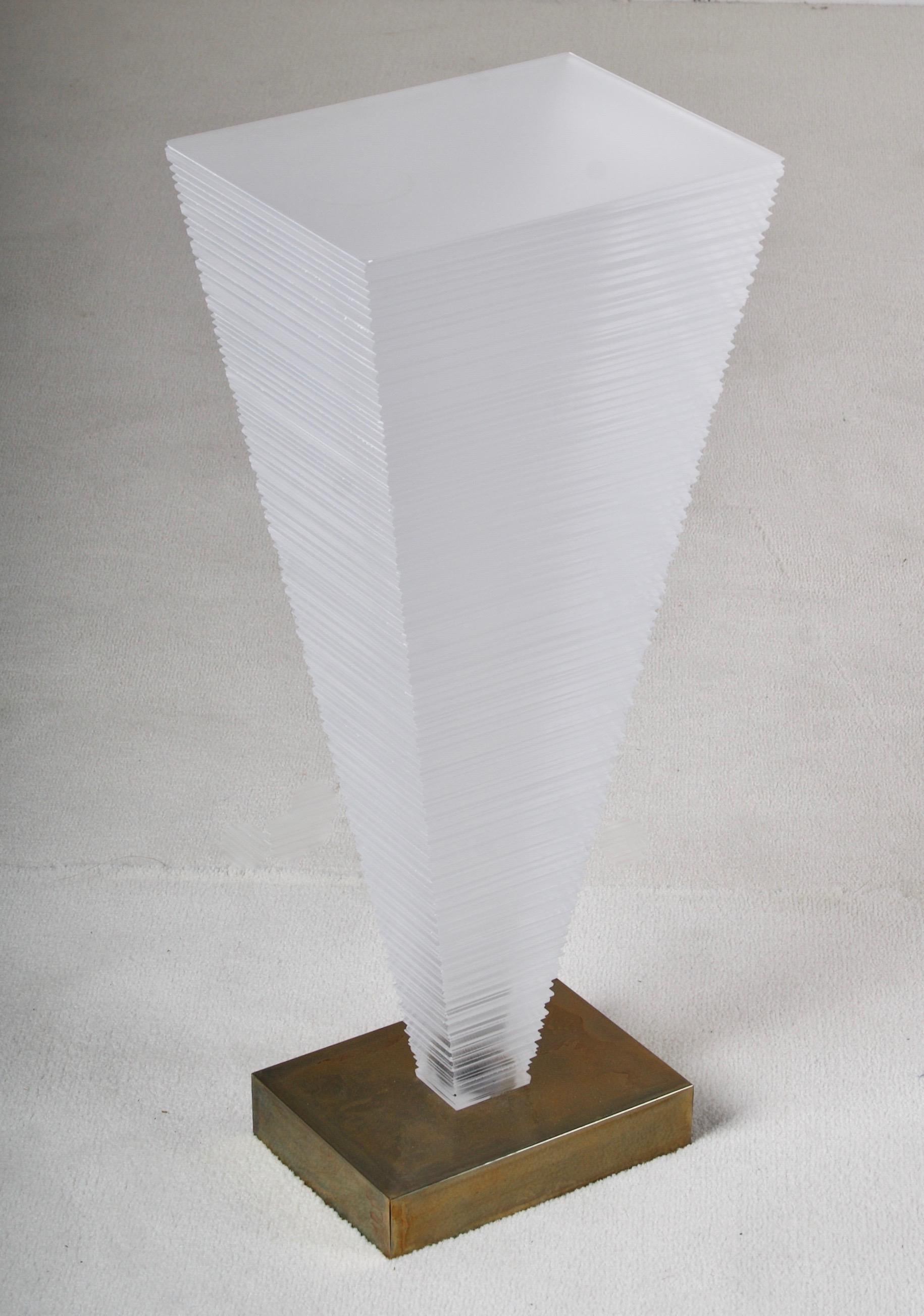 Small occasional Table in lucite, pyramid shaped, with fine incised detail 2