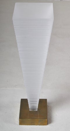 Small occasional Table in lucite, pyramid shaped, with fine incised detail