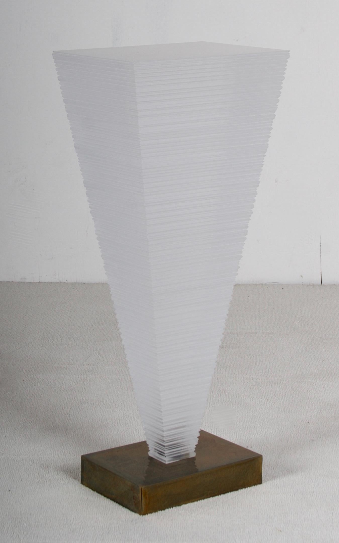 Modern Small occasional Table in lucite, pyramid shaped, with fine incised detail