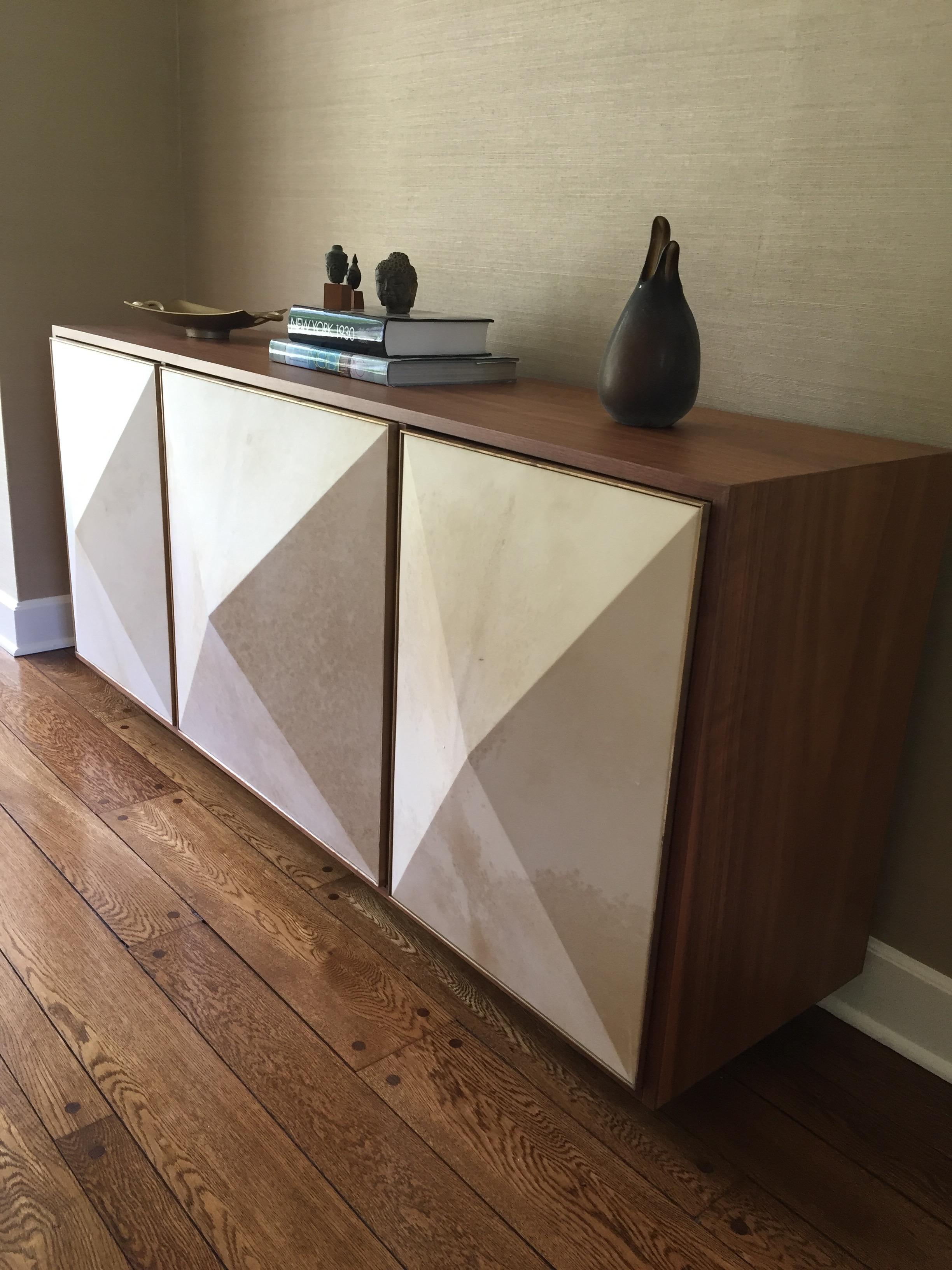 Konekt Pyramid Sideboard 3 Door in Walnut with Goatskin Parchment and Brass For Sale 3