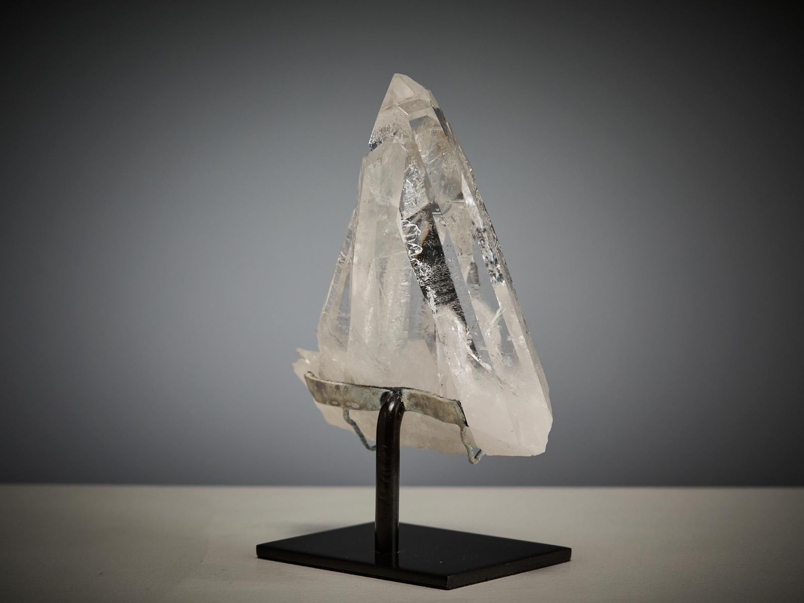 Pyramidal Quartz Cluster im Angebot 1
