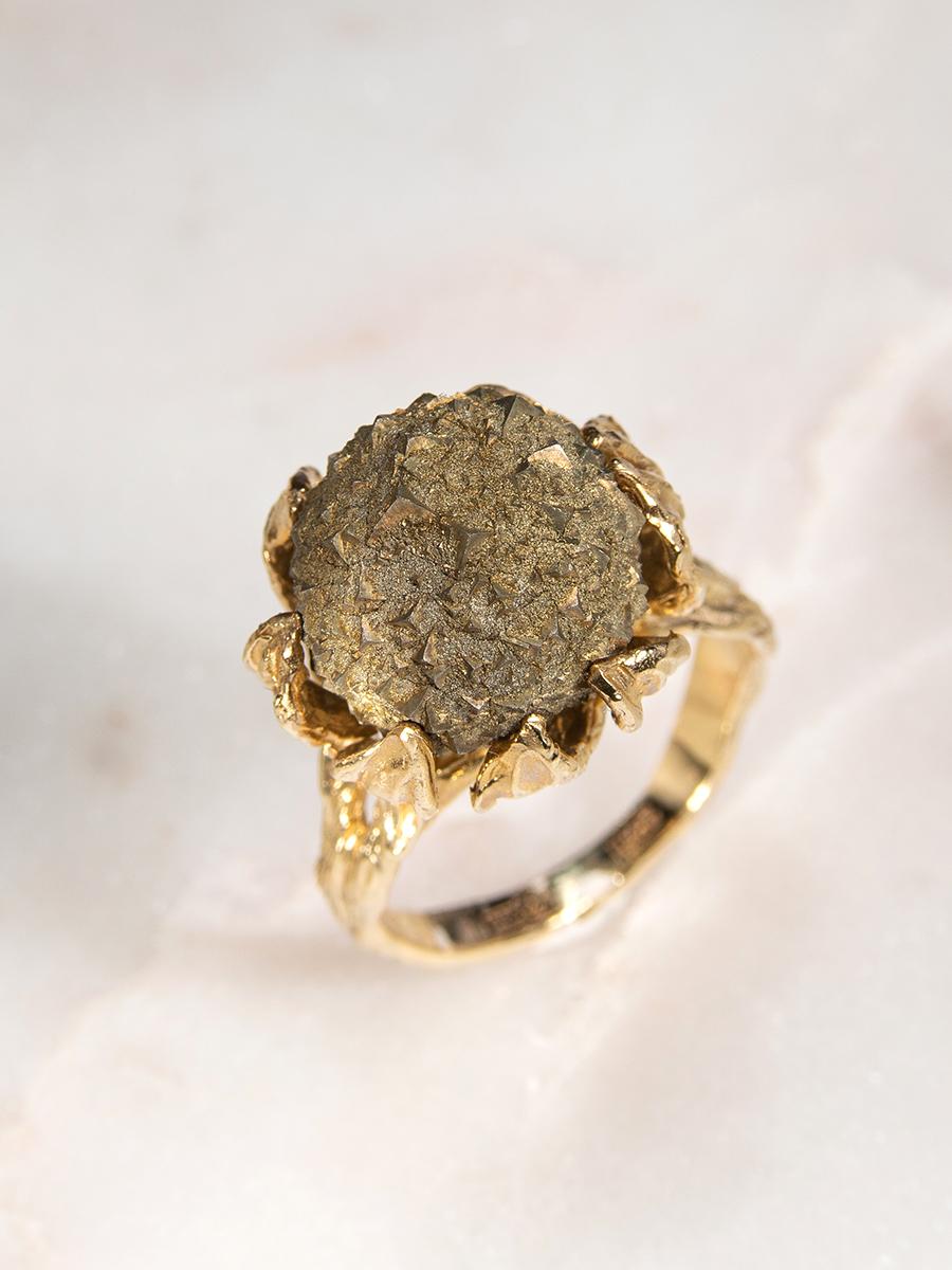 Pyrite Ball Yellow Gold Ring Uncut Stone Art Nouveau Style Flower Petals For Sale 4