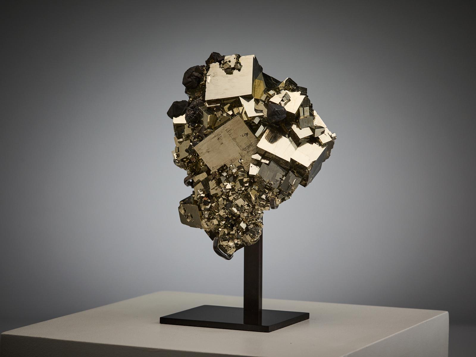 Pyrite Cluster im Angebot 1
