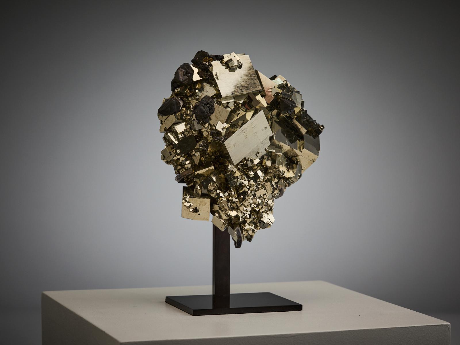 Pyrite Cluster im Angebot 2