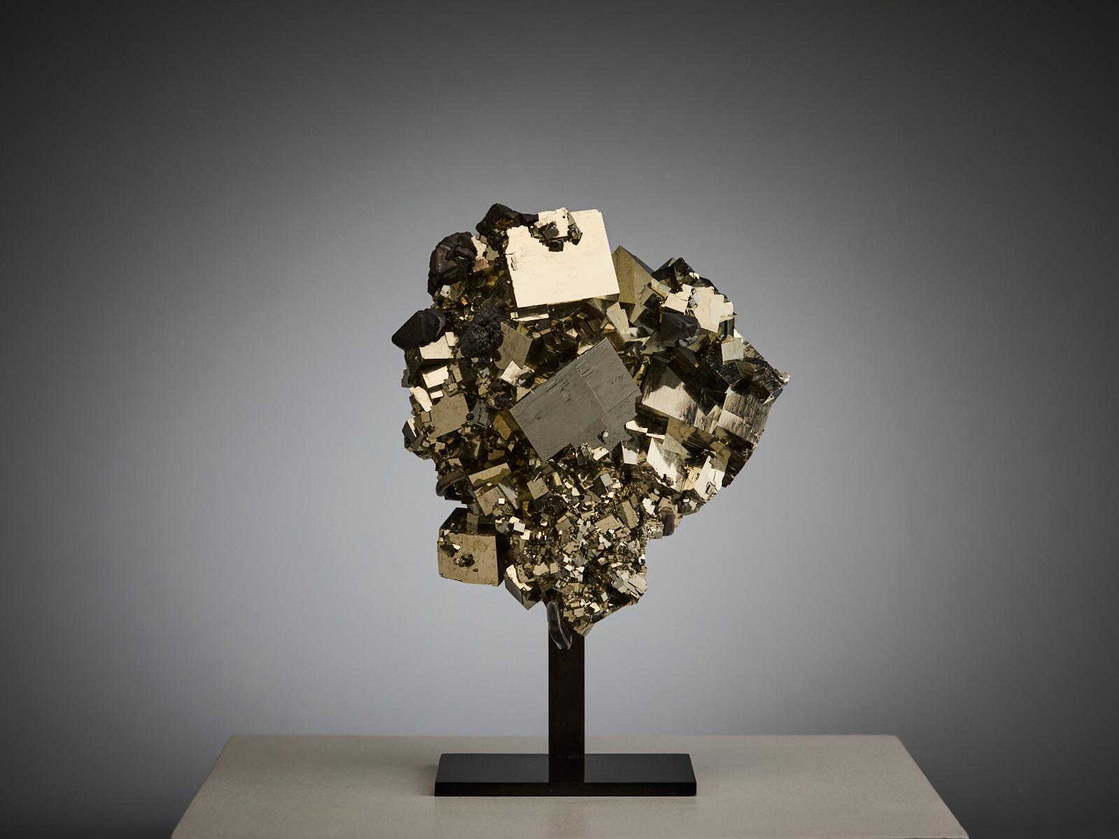 Pyrite Cluster im Angebot 3