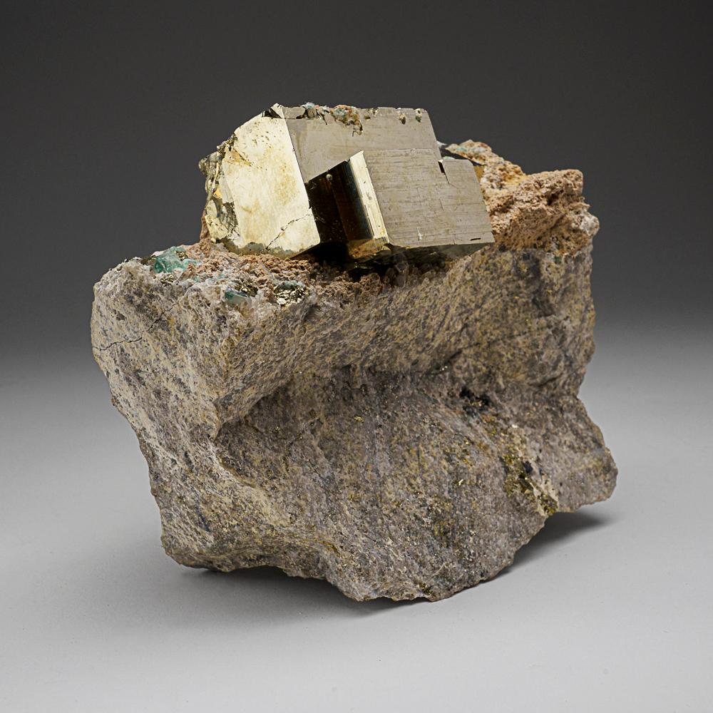 Pyrite Cube on Basalt from Gilman District, Eagle County, Colorado, USA In New Condition For Sale In New York, NY