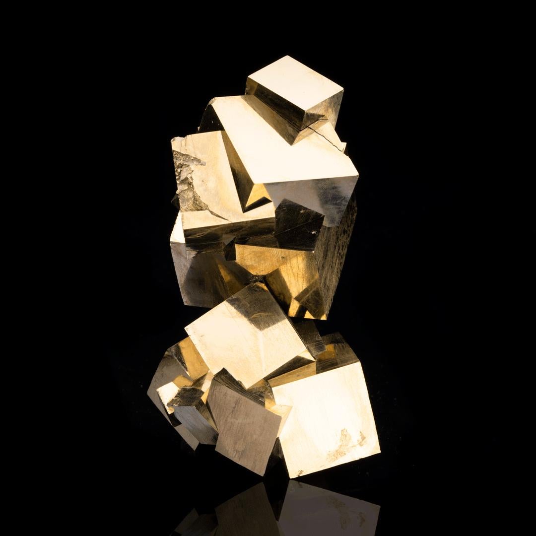 Espagnol Cubes de pyrite de Navajún, Espagne // 1.16 Lb. en vente