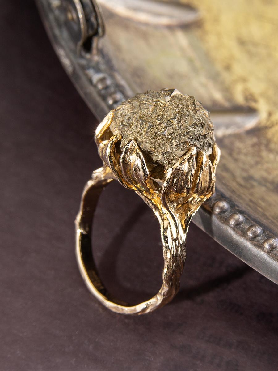 Women's or Men's Pyrite Flower Gold Ring One of a kind Raw Stone Art Nouveau style Flower Petals For Sale