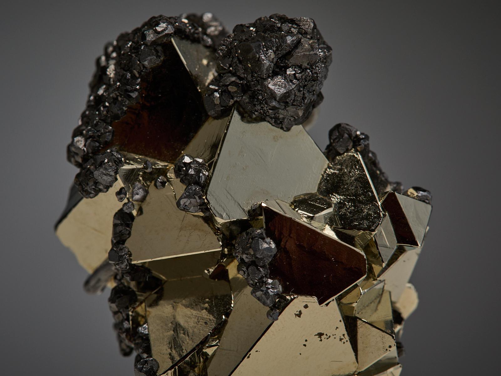 Pyrite with Hematite im Angebot 5
