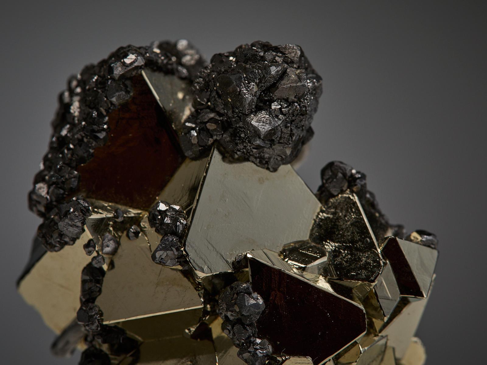 Pyrite with Hematite im Angebot 3