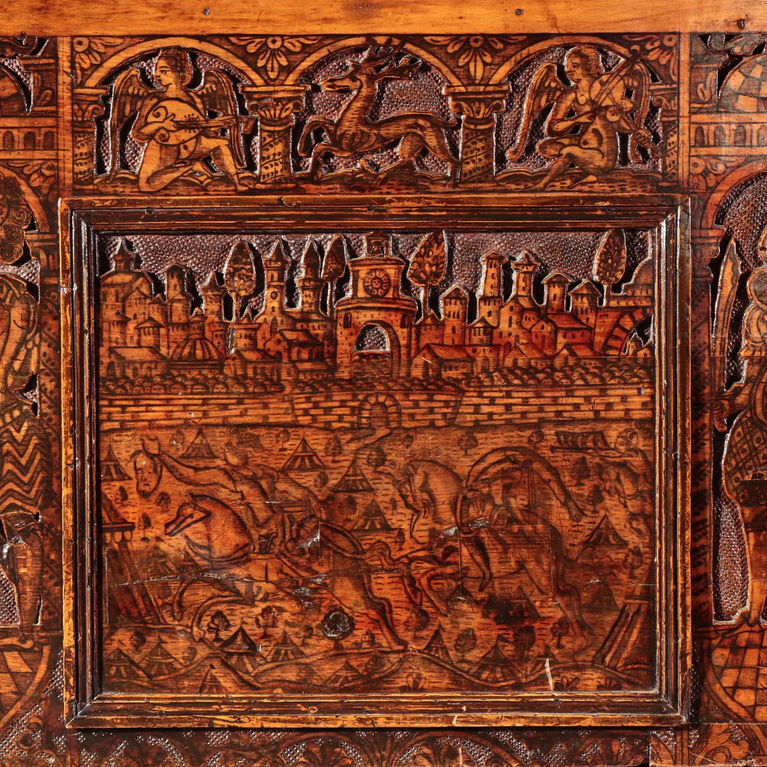 Pyrographed Chest Wood Iron Italy XVI Century In Good Condition In Milano, IT