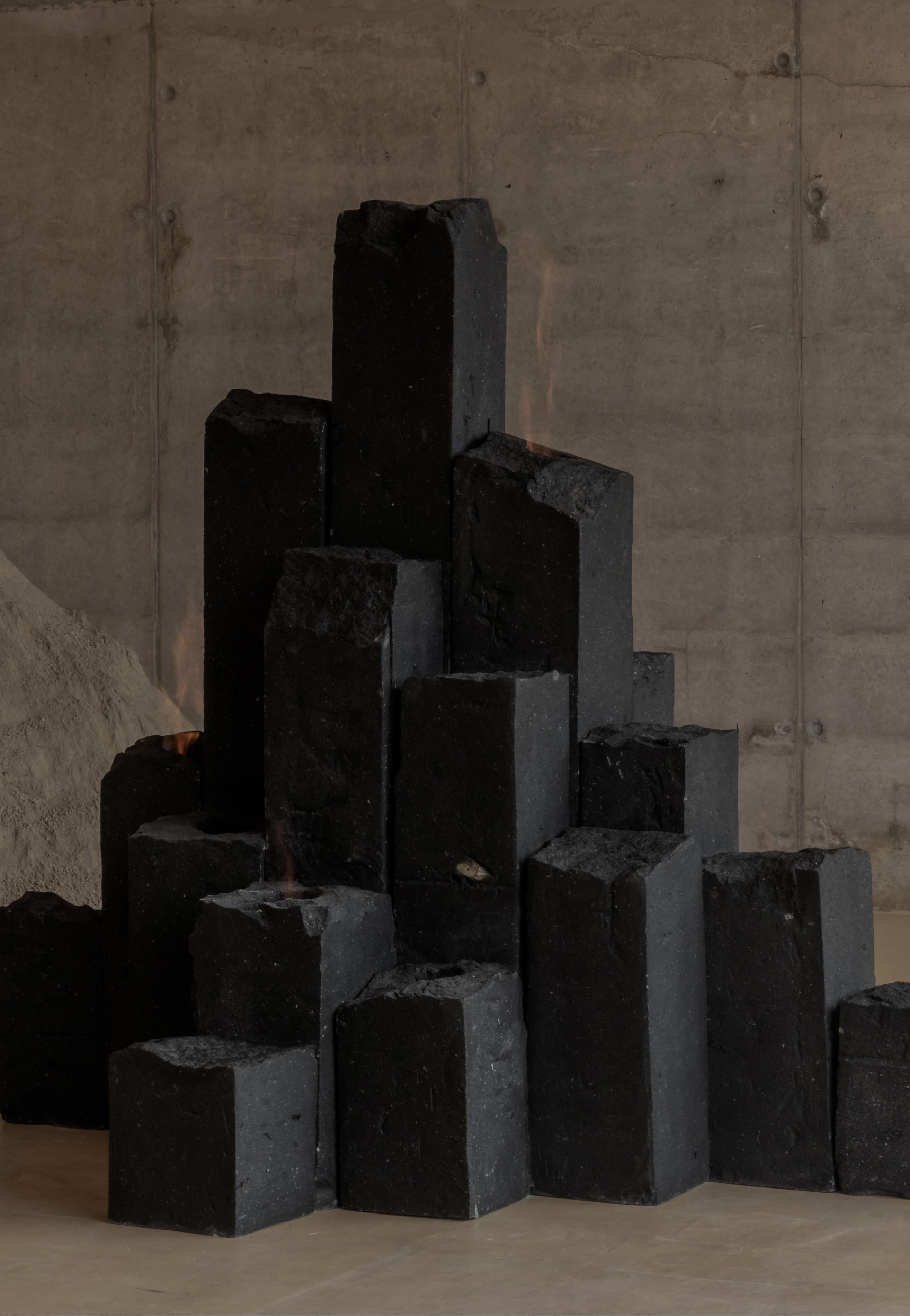Postmoderne Installation Pyrus Rock d'André Monnier en vente