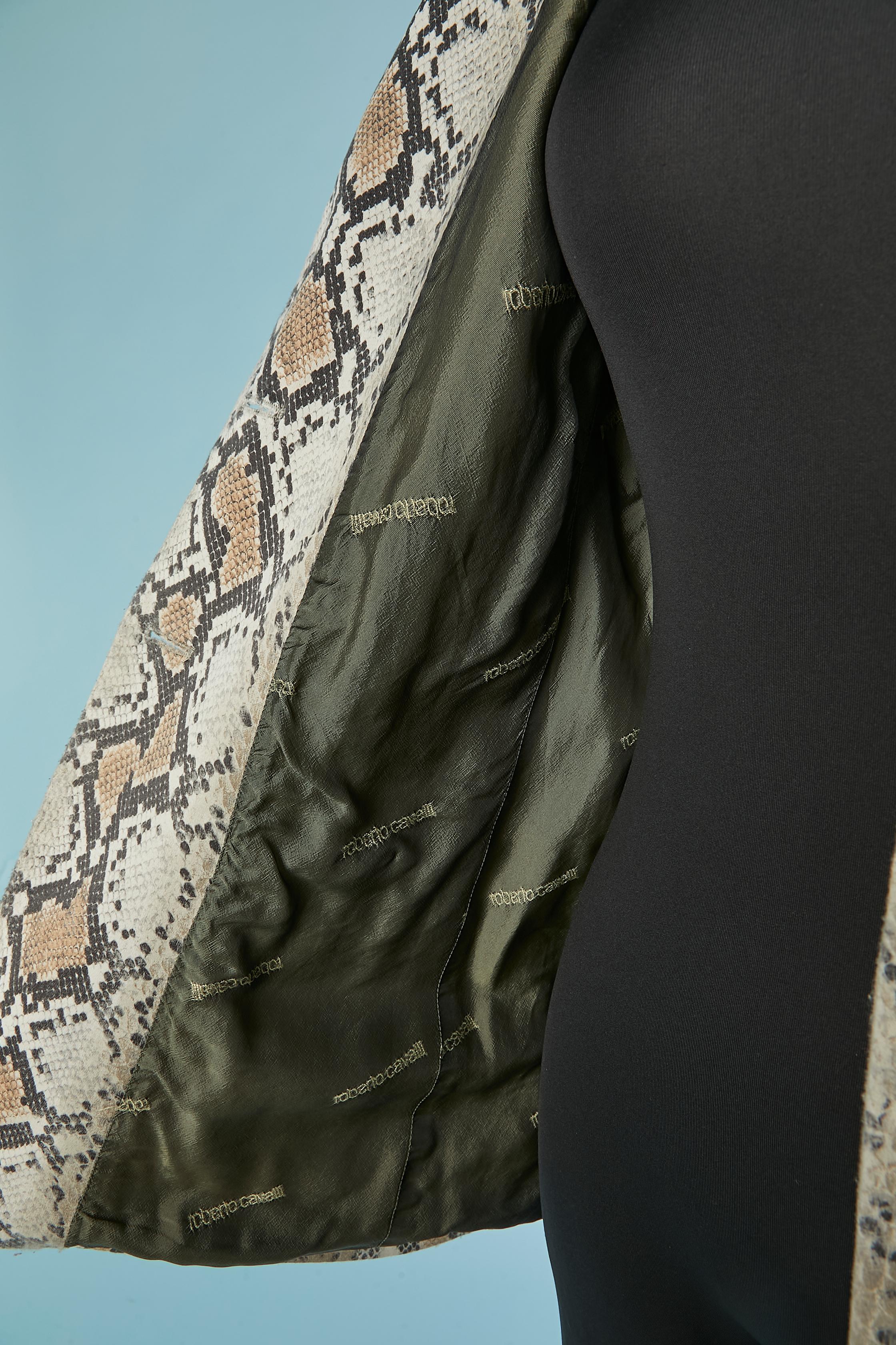 Veste à simple boutonnage imprimée en python Roberto Cavalli en vente 2