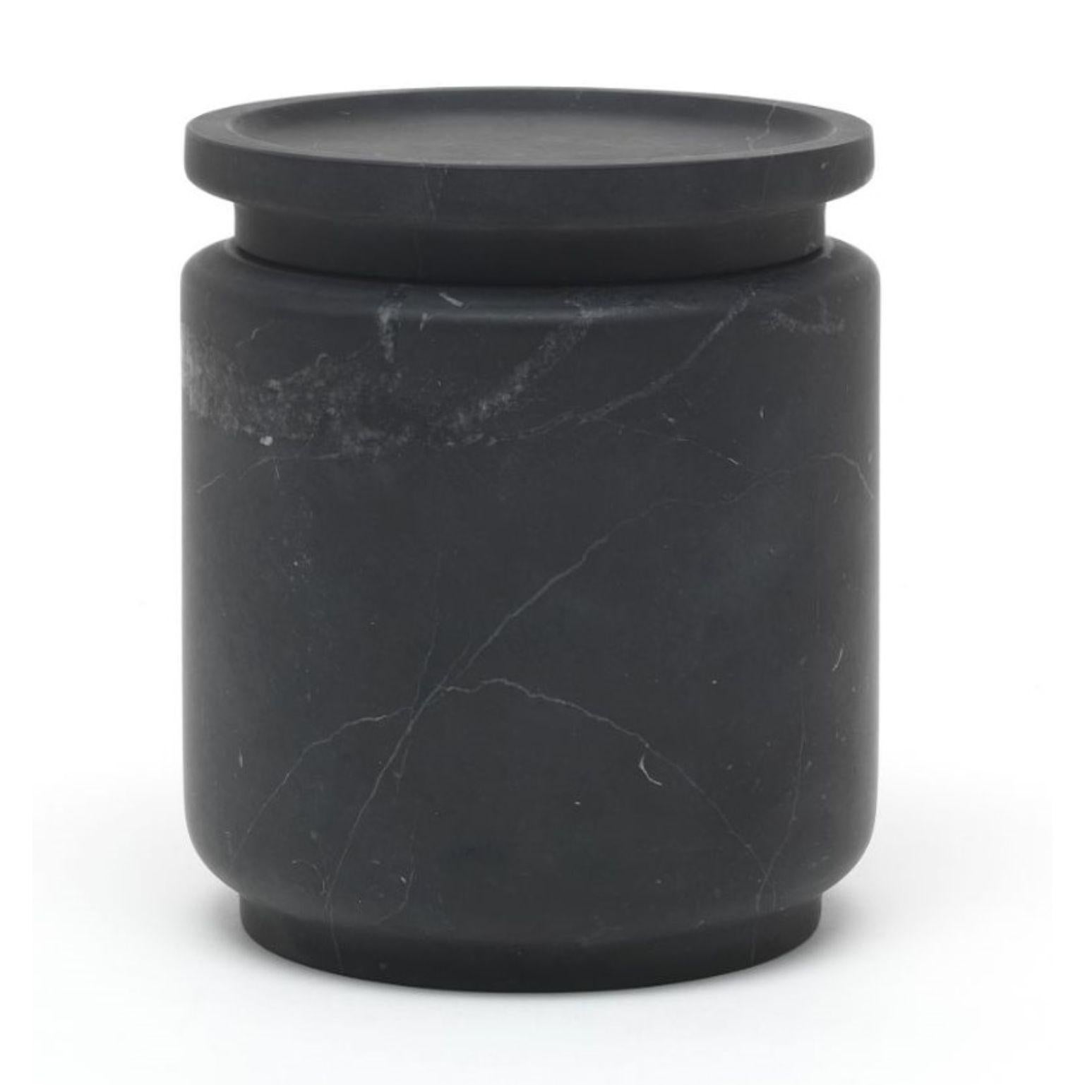 Contemporary Pyxis, Medium Pot, Black by Ivan Colominas