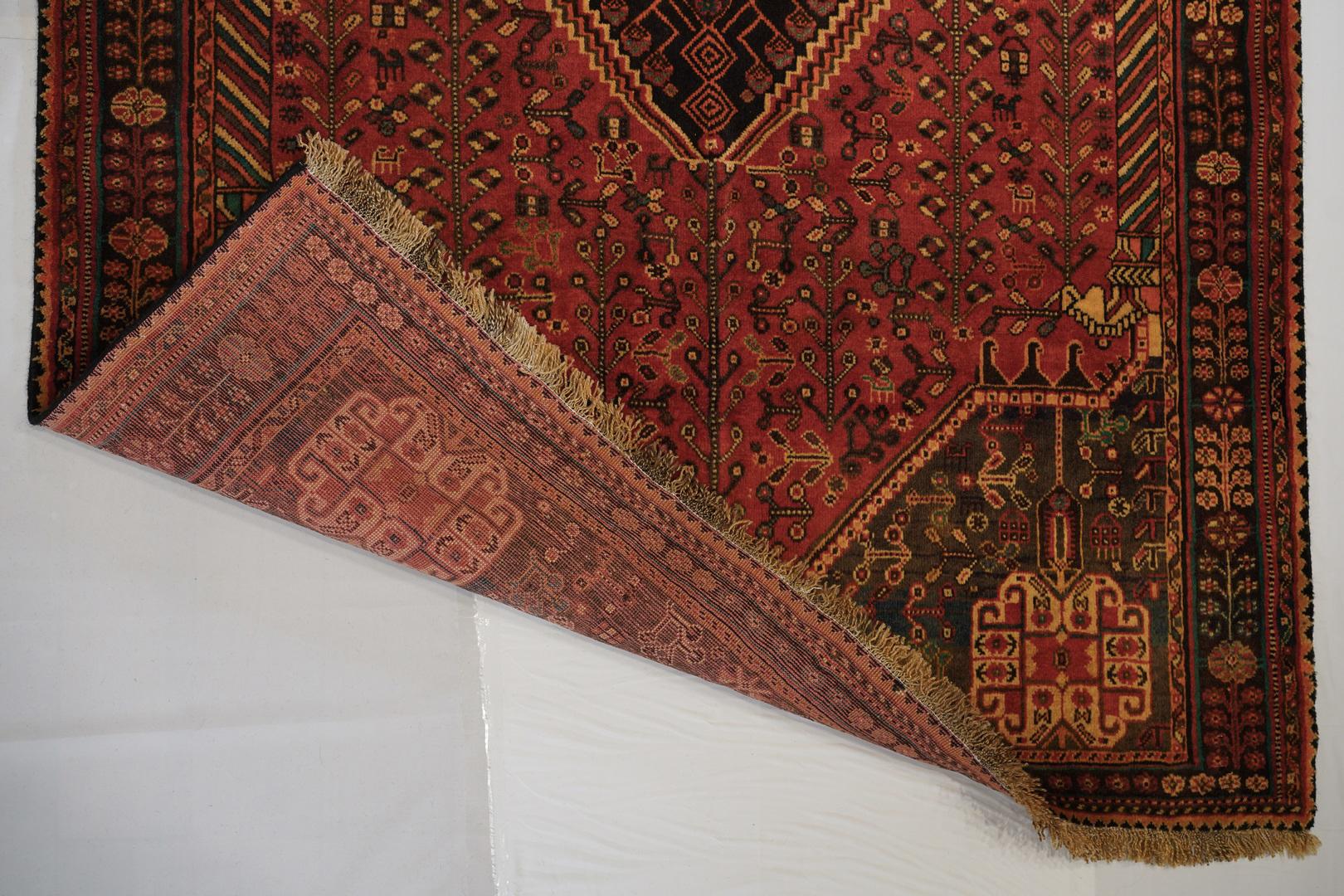 Persian Qashgai Vintage 1930 Semi Antique medium large format Lambs wool with goat hair For Sale