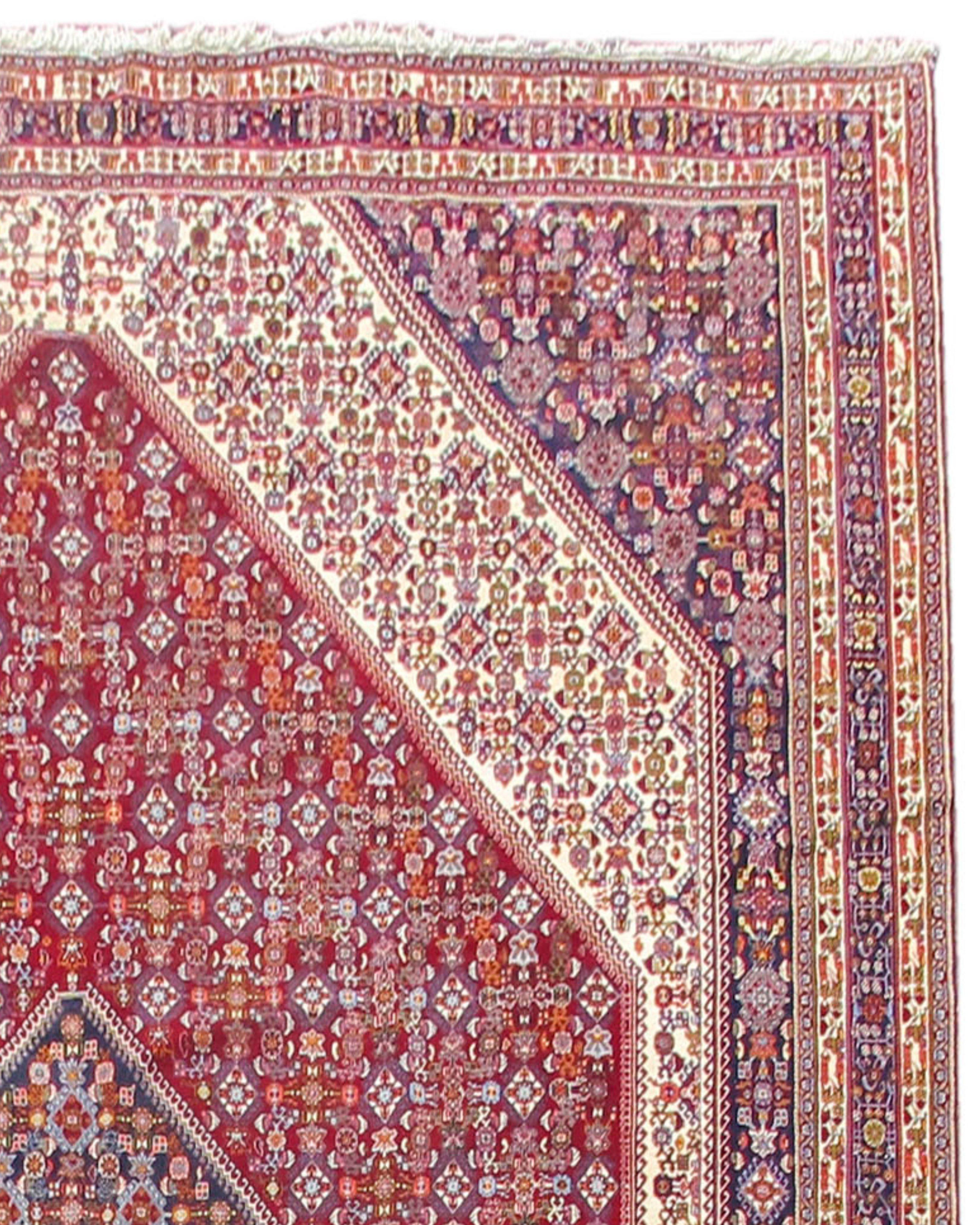 Großer, übergroßer, neuwertiger persischer Gaschgai-Teppich, Ende des 20.

Ein unglaublicher Teppich, der sicherlich auf Bestellung hergestellt wird. Neuwertiger Zustand.

Zusätzliche Informationen:
Abmessungen: 9'10