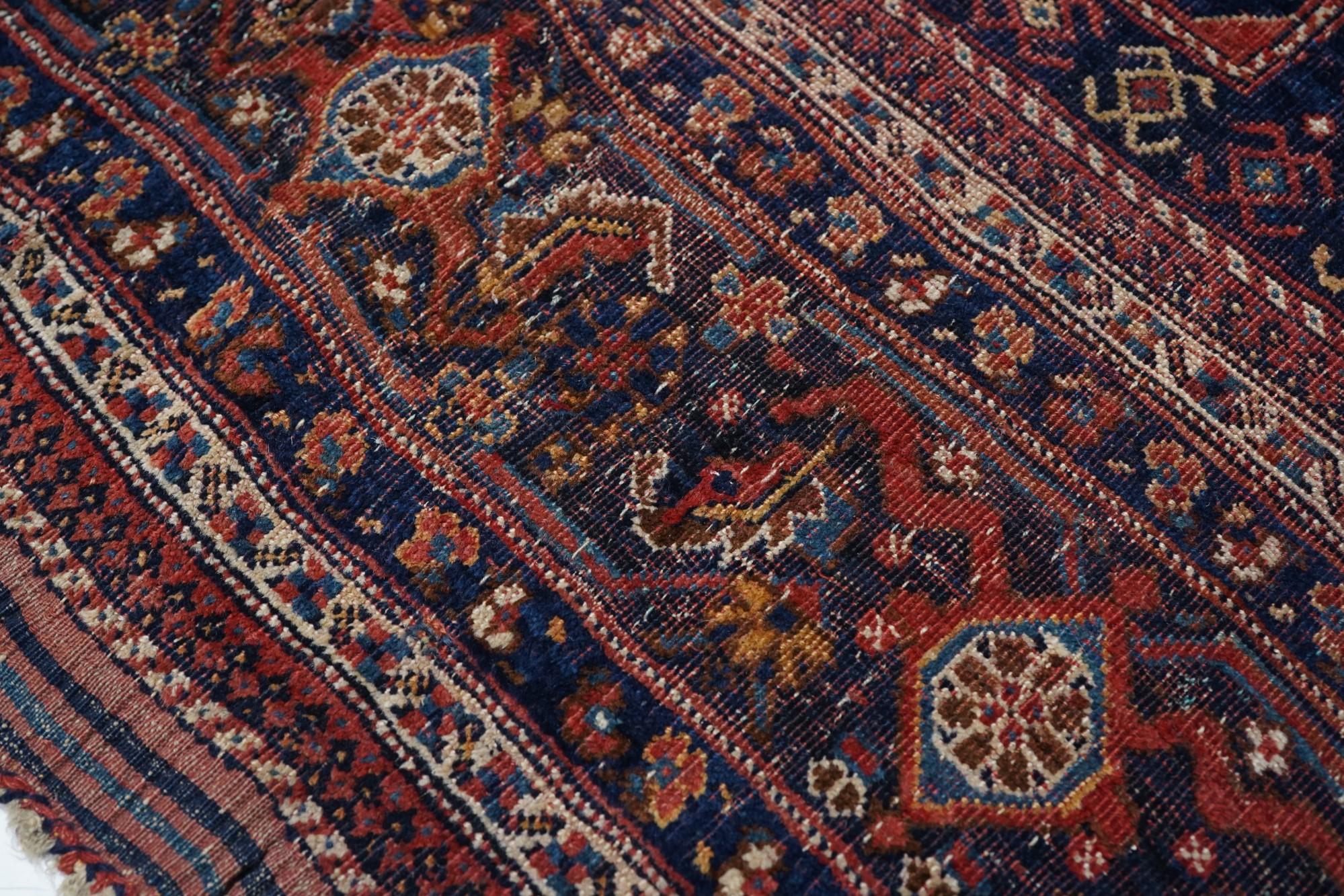 Qashqai Rug In Excellent Condition For Sale In New York, NY