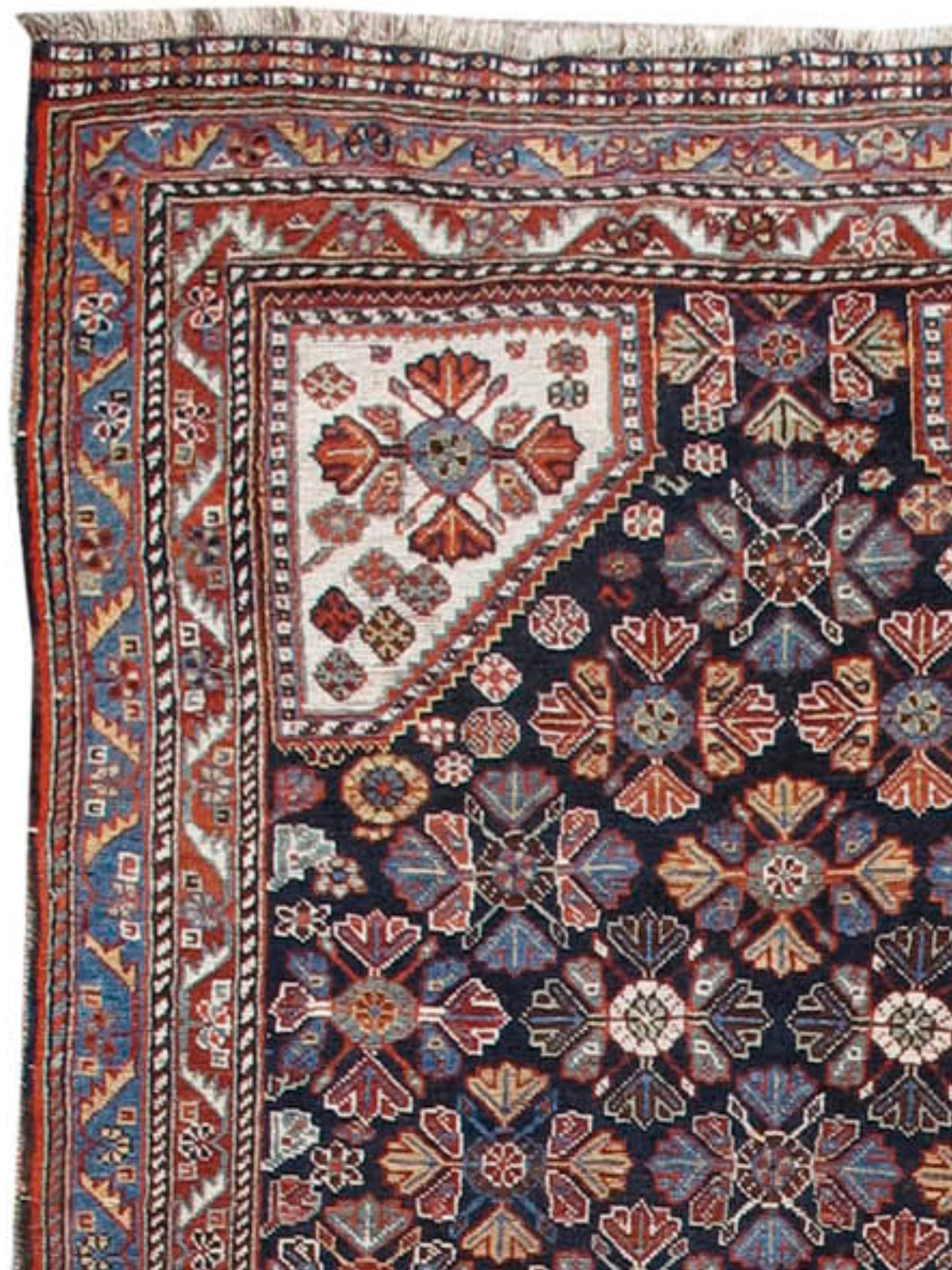 Qashqai-Teppich, um 1900 (Handgeknüpft) im Angebot