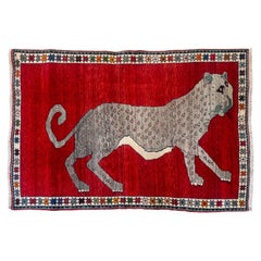 Tappeto persiano Qashqai Vintage Wool Leopard in verde e grigio su rosso, 5' x 7'