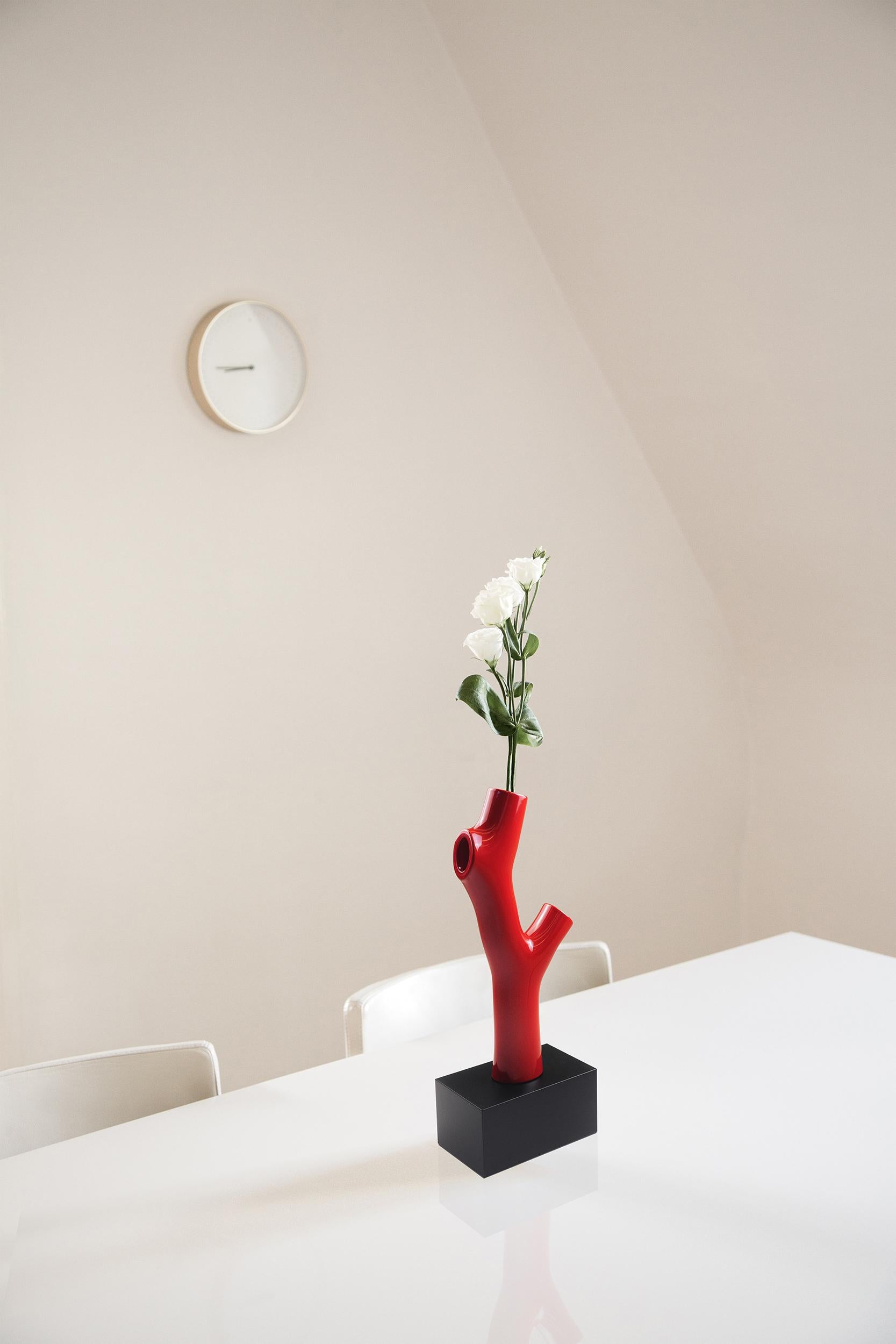 objet deco rouge moderne