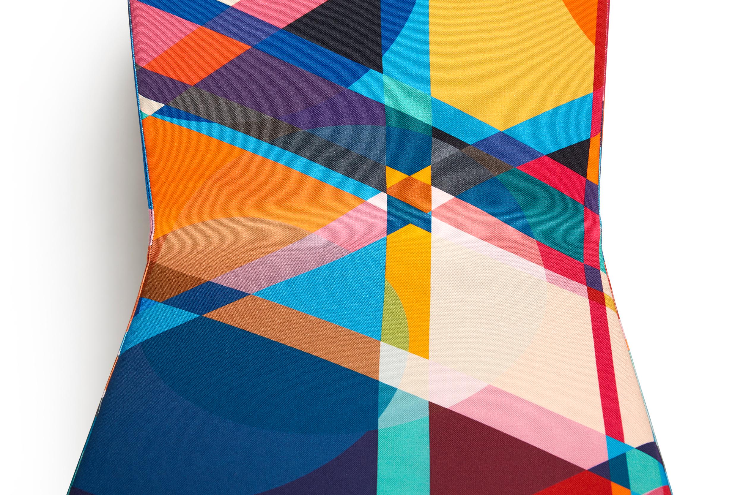 Chaise de salle à manger ou d'appoint moderne en tissu jacquard multicolore par Marcel Wanders Neuf - En vente à Origgio (VA), IT