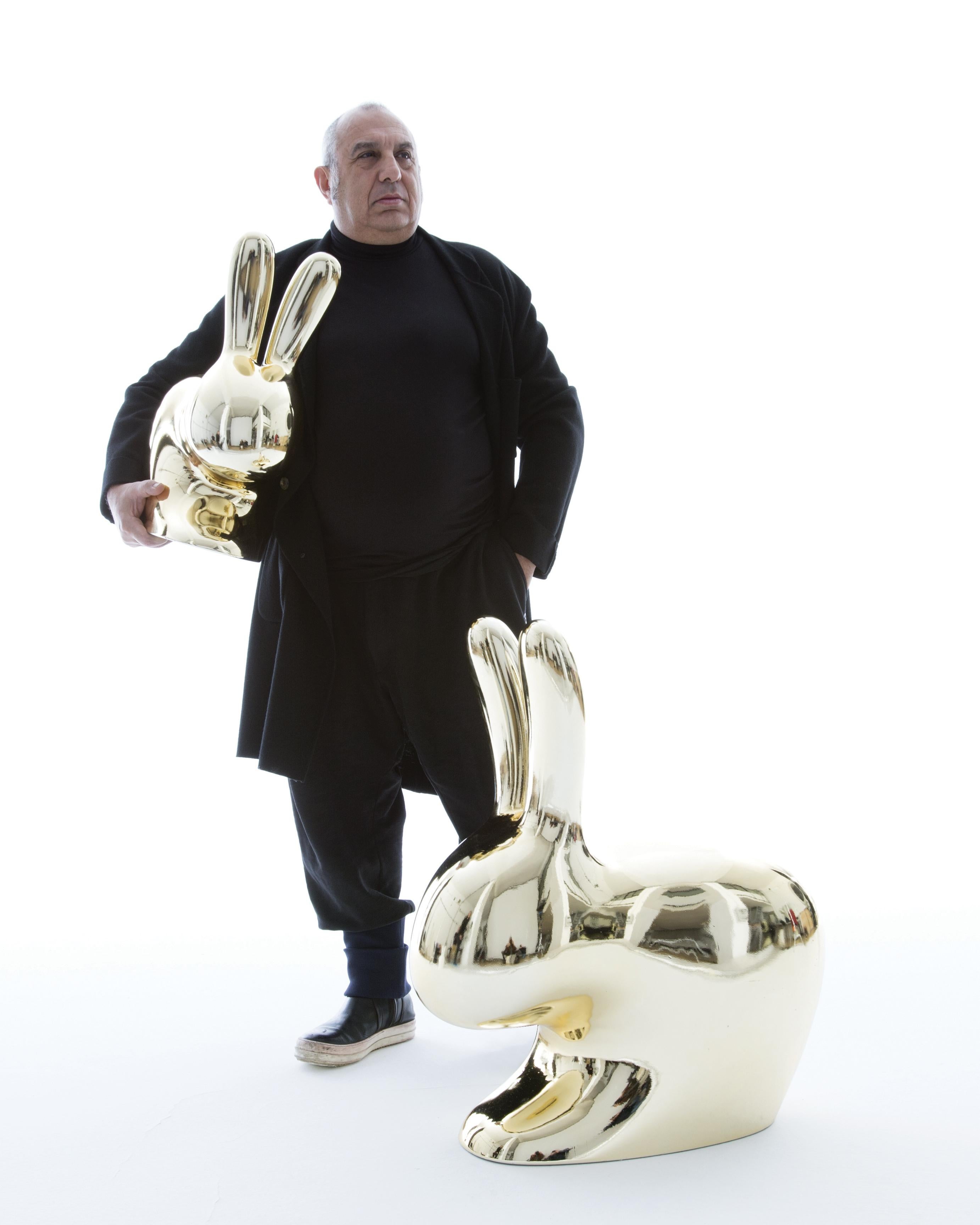 Chaise lapin décorative et sculpturale moderne à finition métallique en vente 3