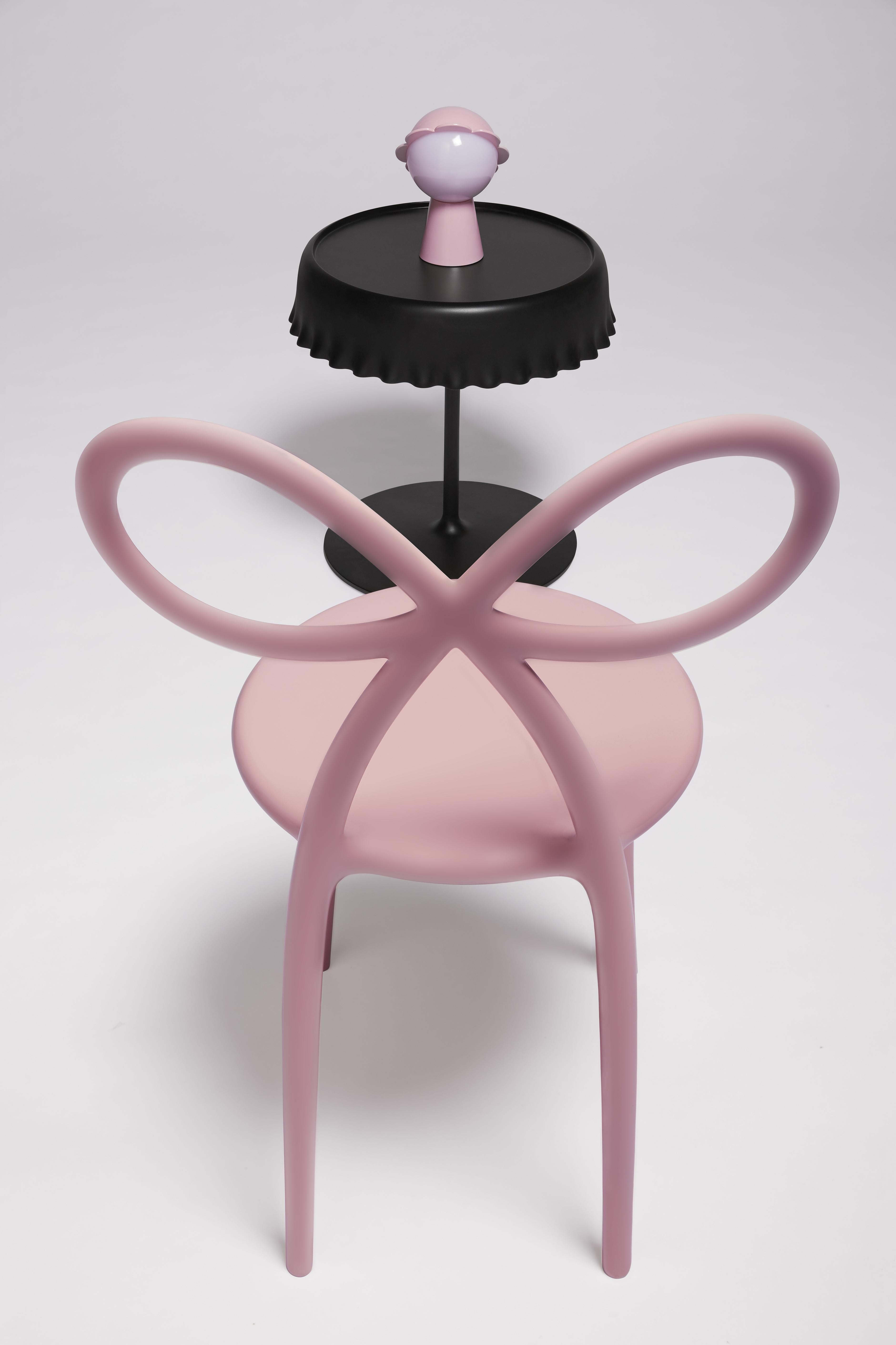 Matte Black Modern Ribbon Plastic Dining or Side Chair Set of 2 For Sale 4