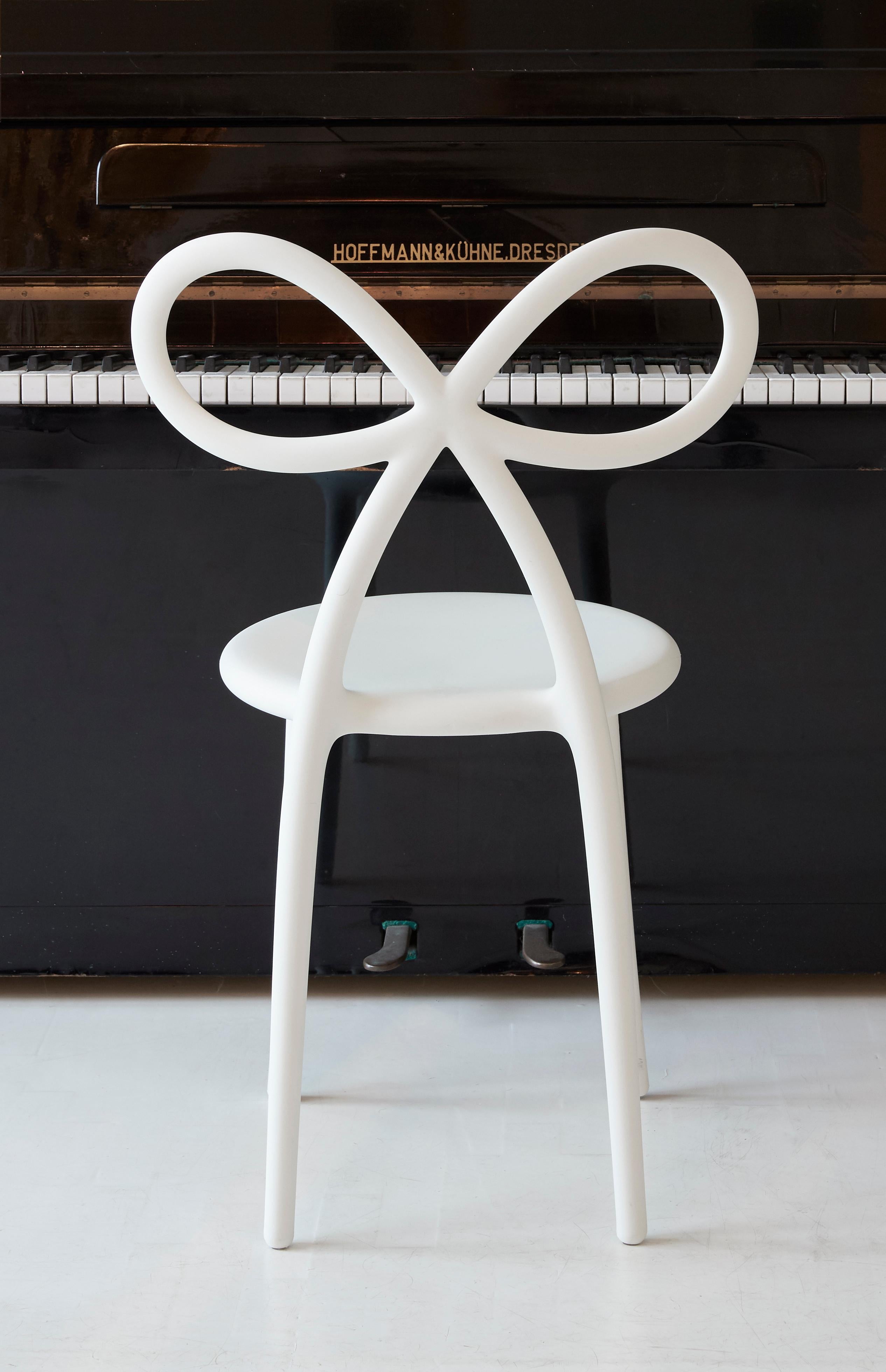 Matte Black Modern Ribbon Plastic Dining or Side Chair Set of 2 For Sale 8