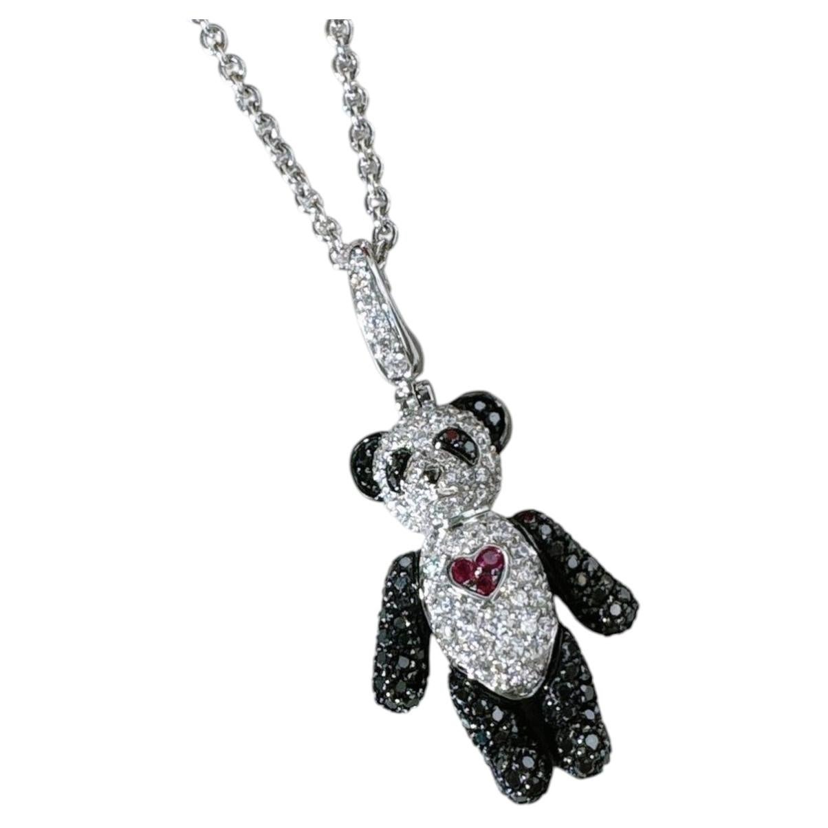 Qeelin Bo Bo Pendentif panda en or blanc 18 carats, diamant noir rubis