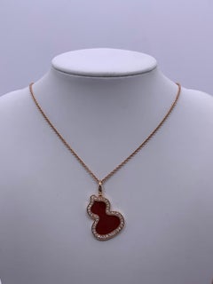 Qeelin Wulu Collection 18K Rose Gold Large Red Agate Gourd Pendant Necklace