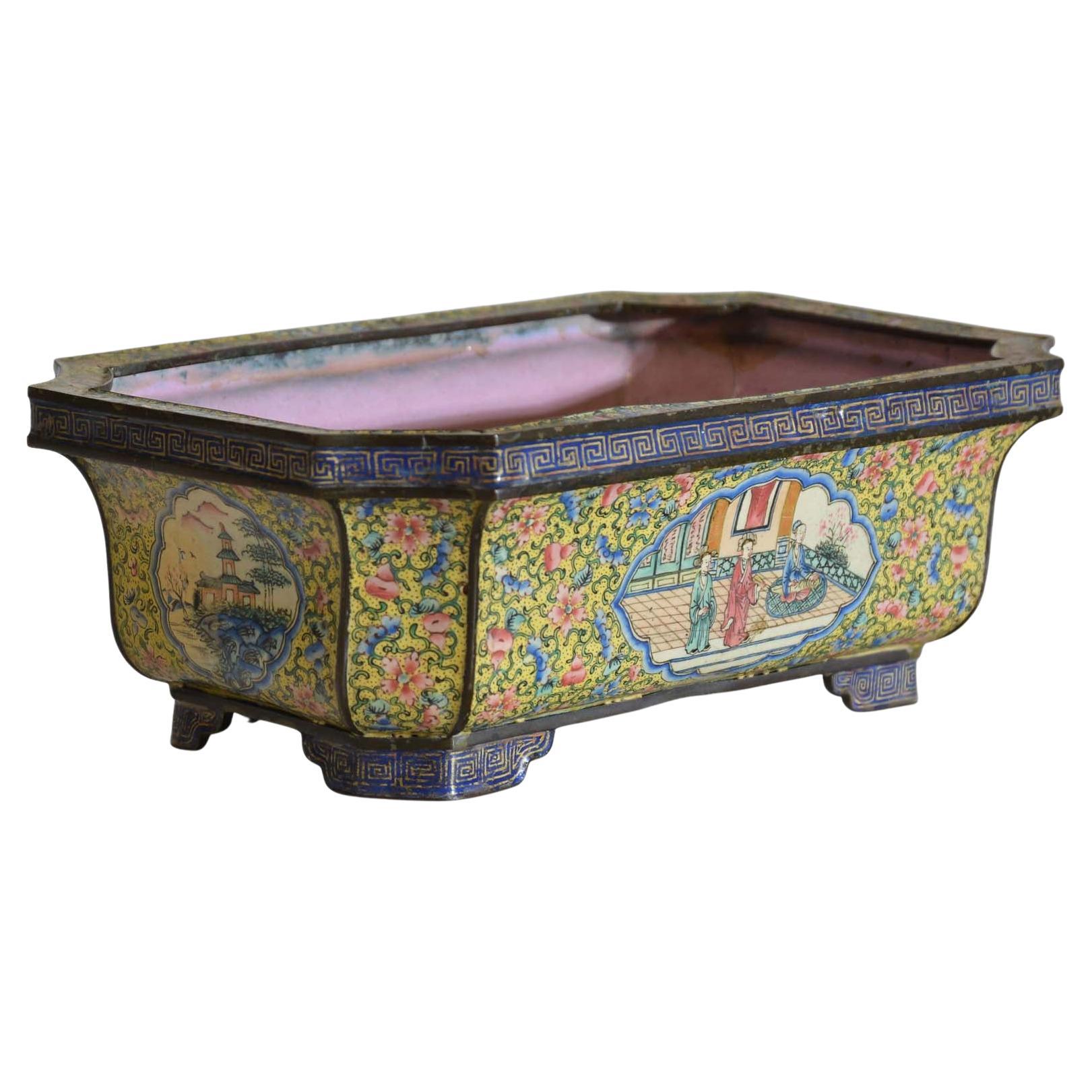 Qianlong Chinese Canton enamel jardinière For Sale