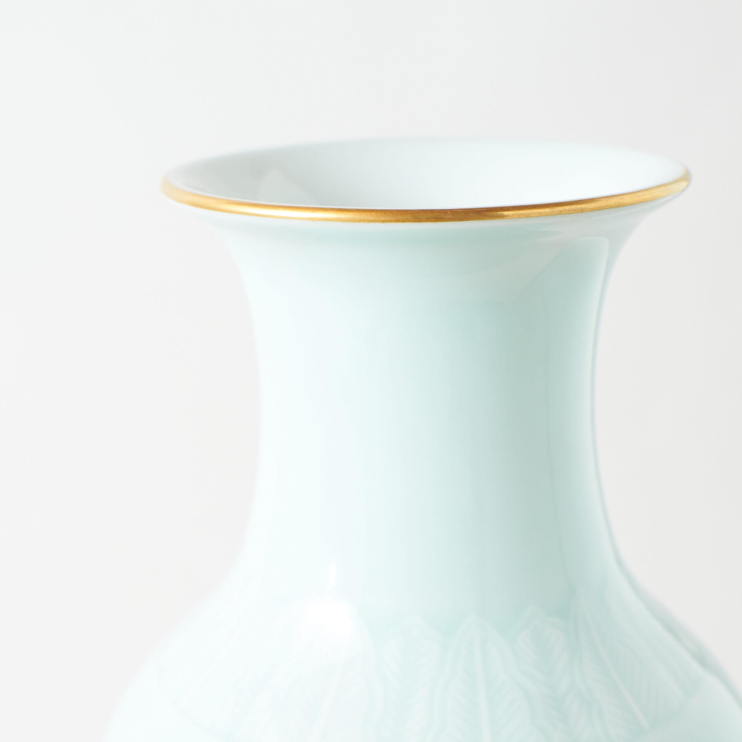 Qianlong-Stil Celadon-Vase mit vergoldeten Rändern (Chinesisch) im Angebot