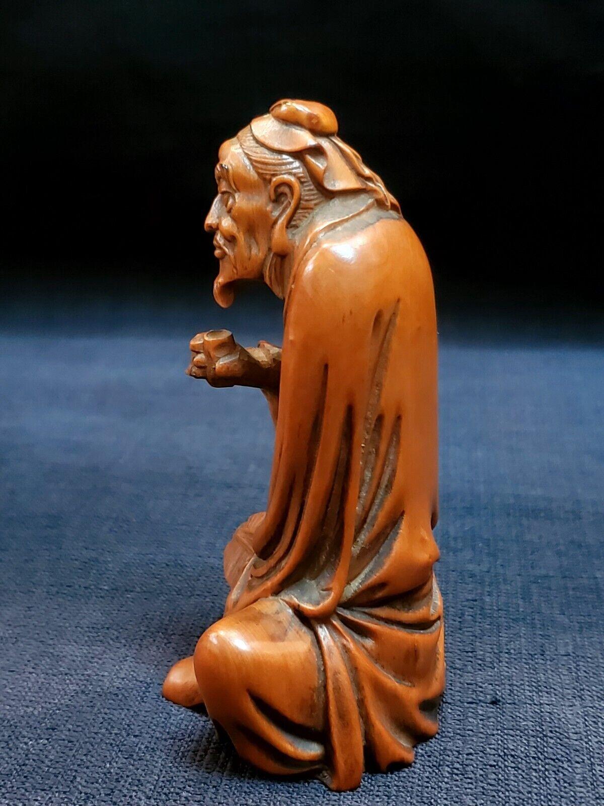 Qing, an Antique Delicate Fine Hand Carved Boxwood Old Scholar Figure Statue For Sale 2