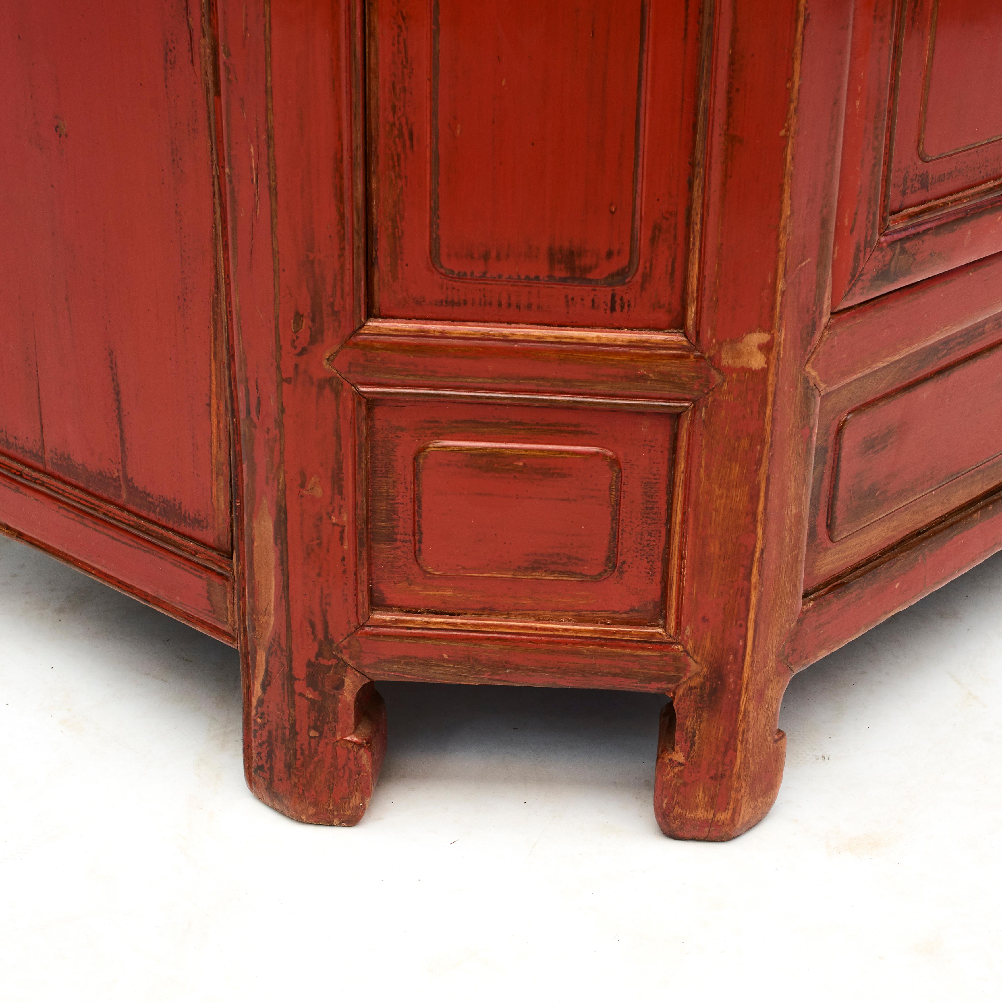 Qing Chinese Red Lacquer Hexagonal Console Cabinet with Butterfly Mounts 6