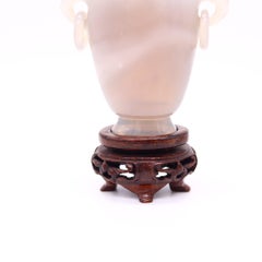 QING DINASTY 1900 Little Amphora Vase With Lid Carved In Blue Lace Agathe